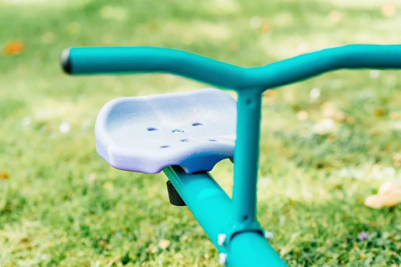 Plum Rotating Metal See Saw, 360° Rotation, Easy to Assemble Sturdy Metal Frame Design with 50kg Maximum Weight Capacity, Outdoor Toy Suitable for Children both Boys and Girls Aged 3 years and Above