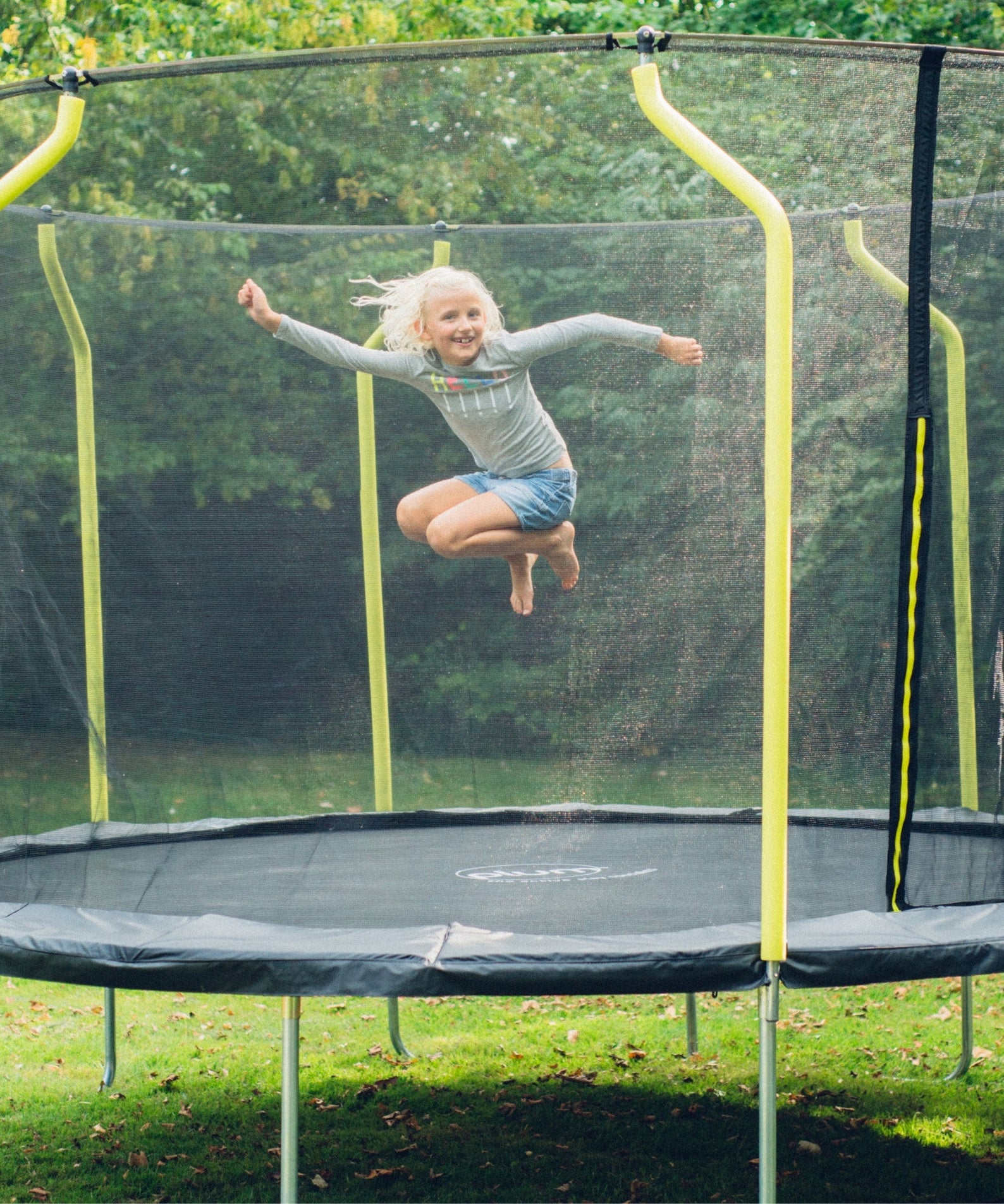 Plum 10ft Springsafe Jumper Trampoline with Enclosure, Safety Net and Foam Pad Protection, Stable Recreational Outdoor Toy with UV, Rust + Weather Protection, Suitable for Kids 6 Years and Above