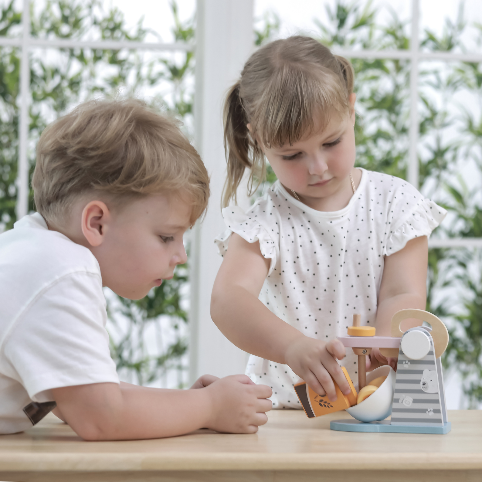 PolarB Wooden Mixer Set for Kids Aged 3 and Up  Pretend Play Kitchen Toy with Mixer, Bowl, Egg, and Flour Box