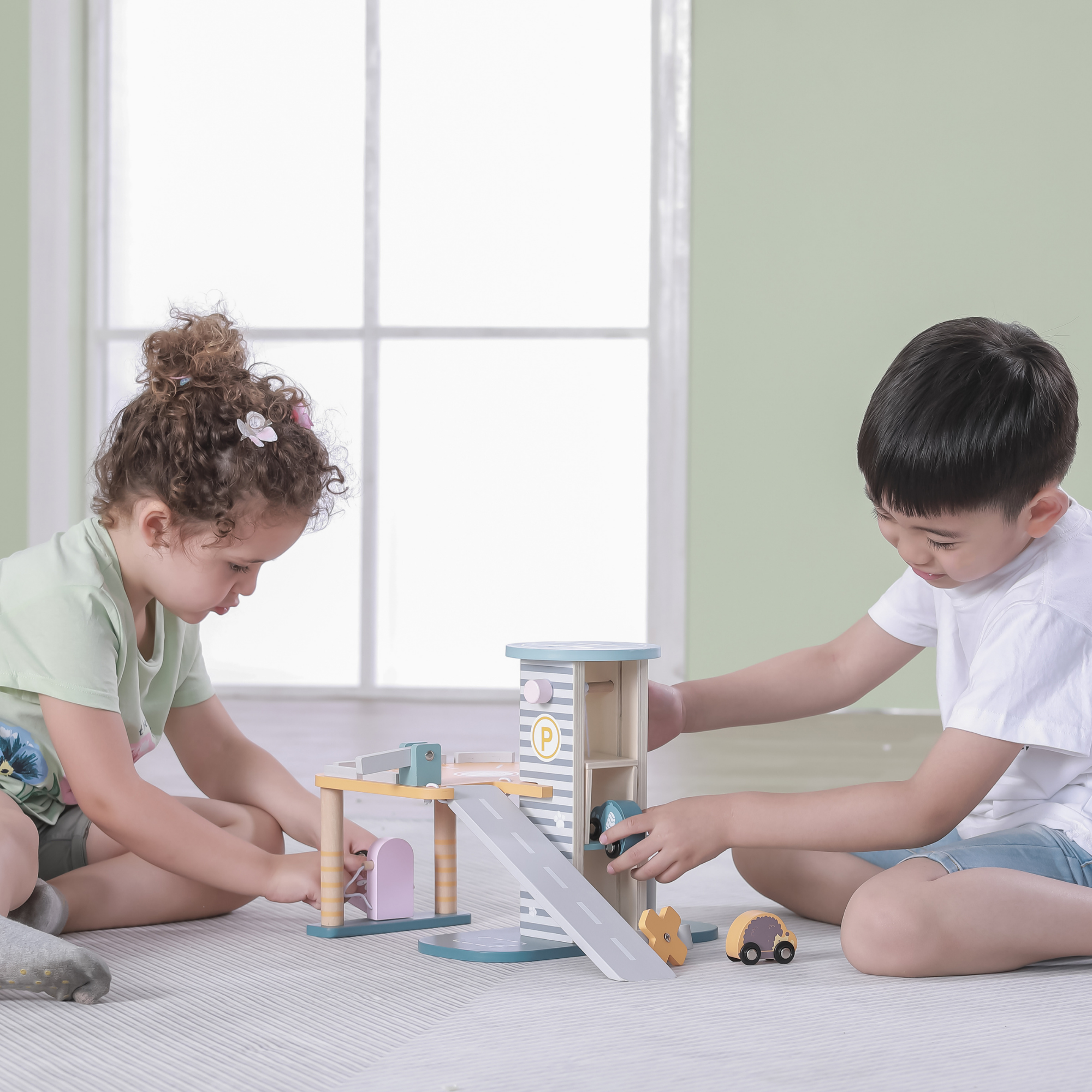 PolarB Wooden Parking Garage Toy with Cars and Helicopter for Kids Aged 3 and Up  Educational Roleplay Set with Gas Station, Car Wash, Lift, Ramp, and Rooftop Landing Pad