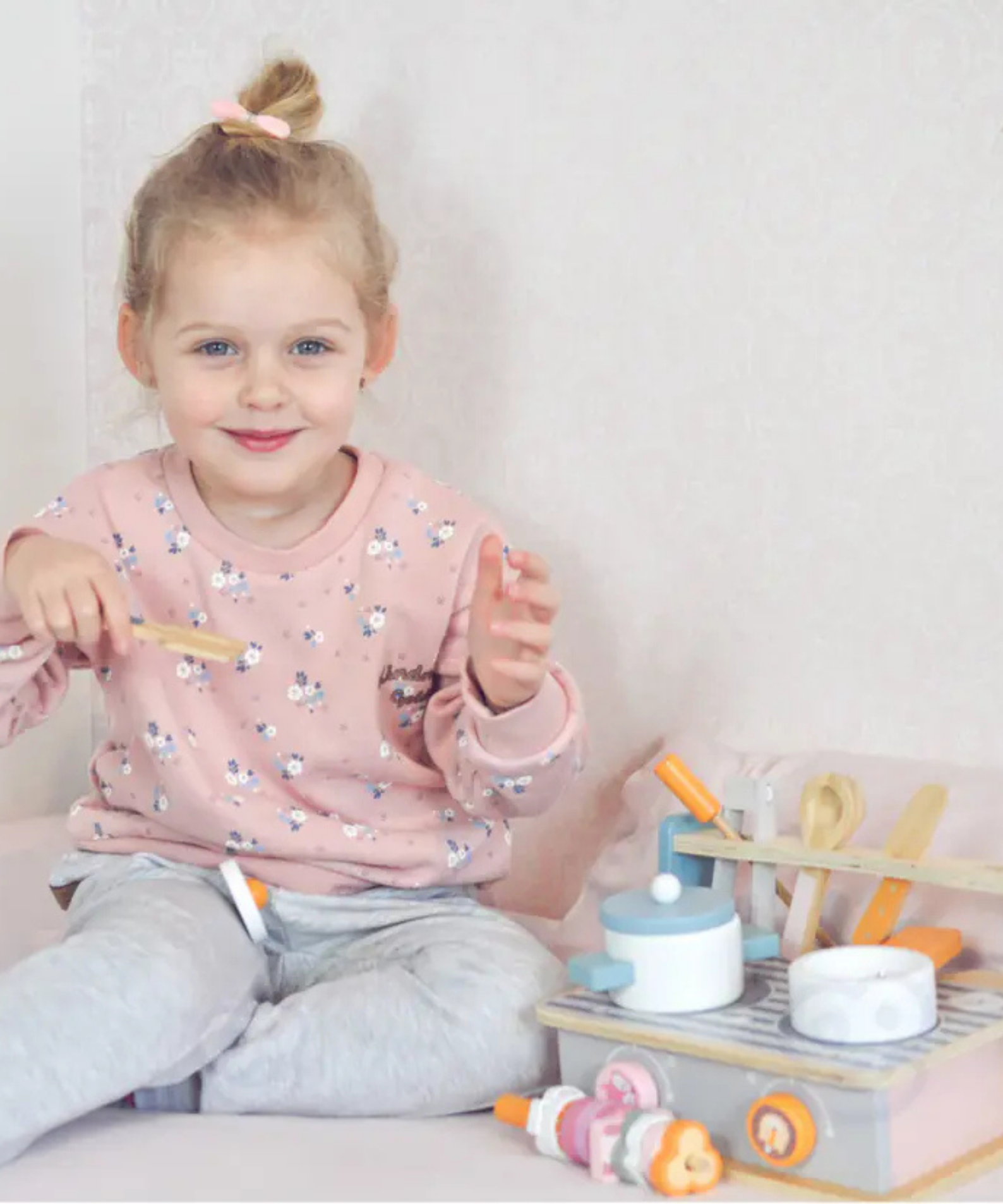 PolarB Foldable Wooden Stove and BBQ Toy for Kids Aged 2 and Up  2-in-1 Kitchen and Barbecue Playset with Utensils and Food Pieces