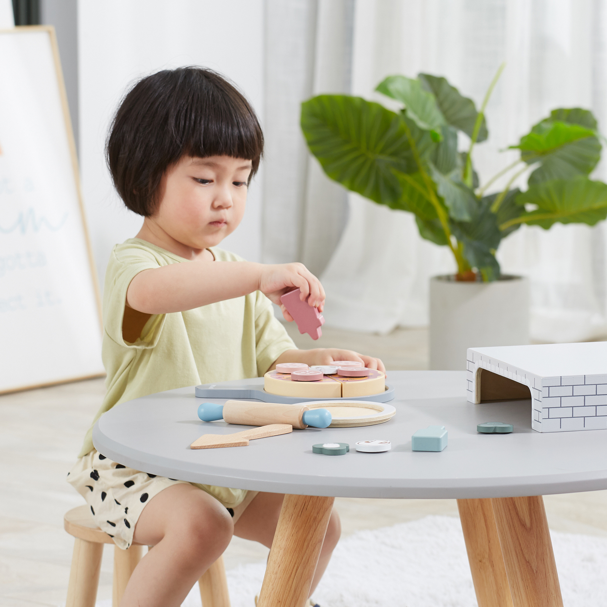 PolarB Home Made Pizza Wooden Pretend Play Toy for Kids  Age 2 Years and Above