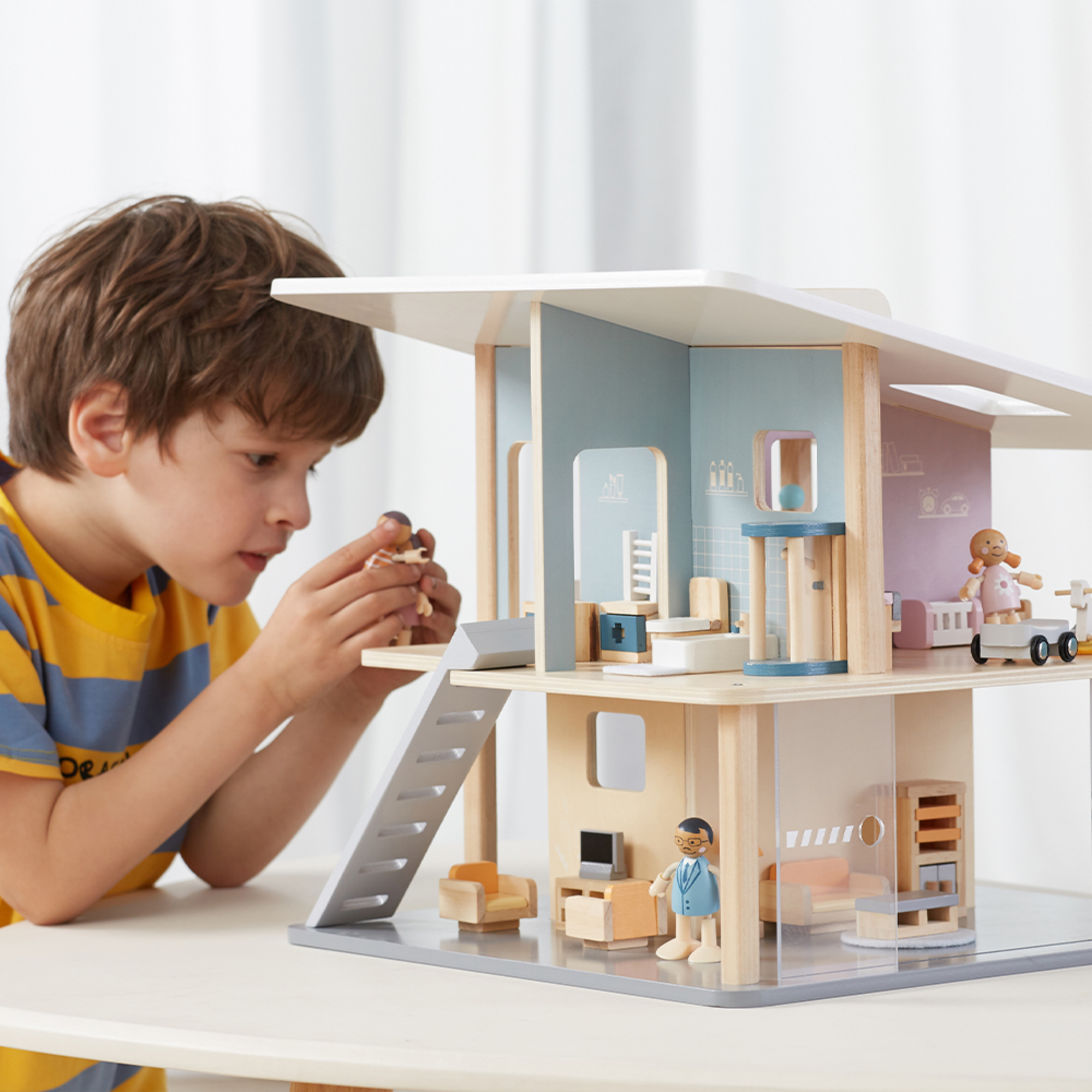 PolarB Doll Family Set of 4 with Posable Arms and Legs for Dollhouse Role Play, Ages 3 and Up