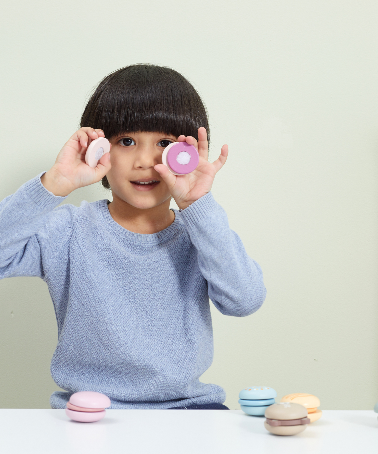 PolarB Wooden Macarons Play Set, 6-Piece Pretend Food Toy for Kids, Safe, Colorful and Imaginative Role Play for Toddlers and Preschoolers Ages 2 and Up