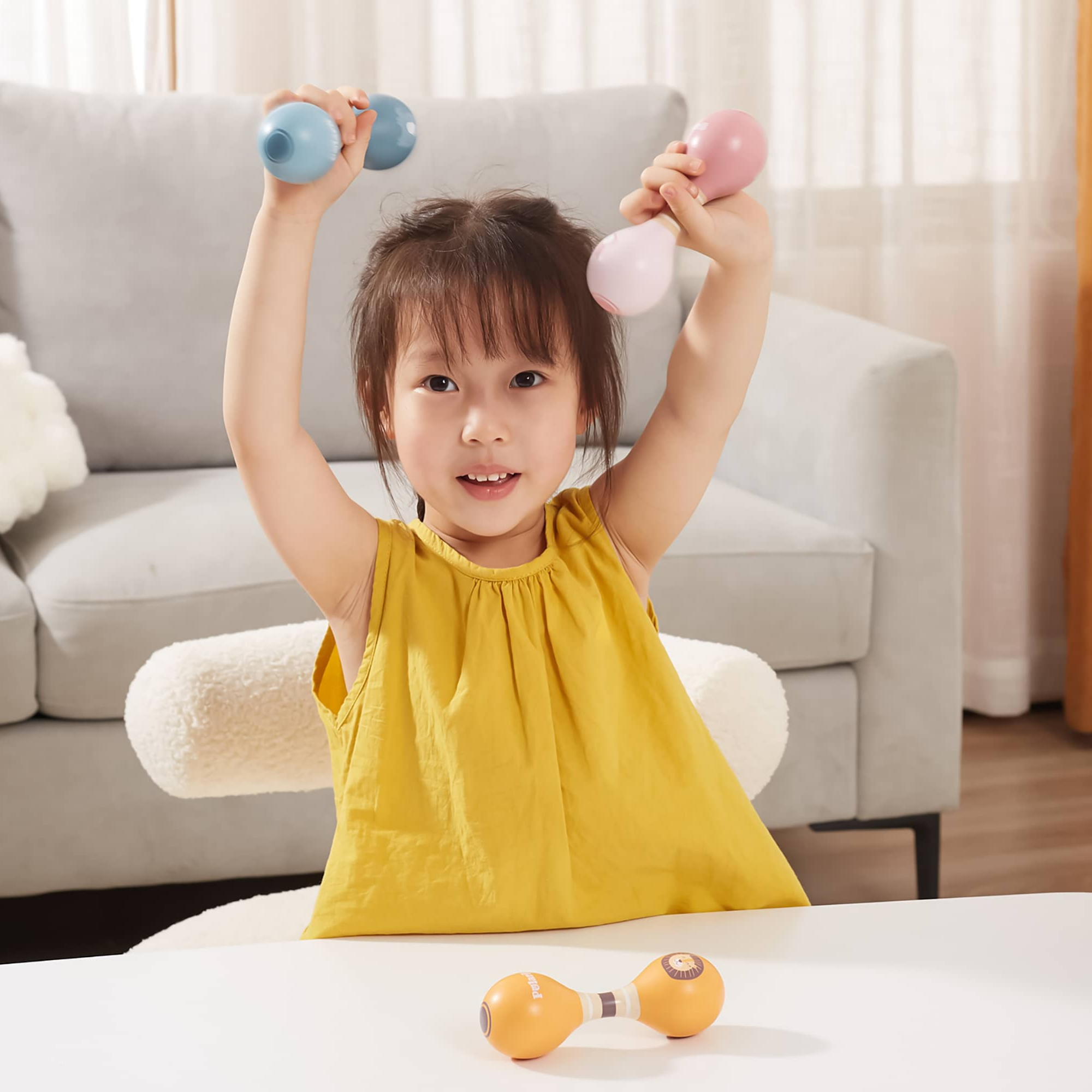 PolarB Wooden Double Maracas for Babies and Toddlers, Easy Grip Lion Design, Early Musical Instrument, Safe and Non-Toxic, Suitable from 0m+