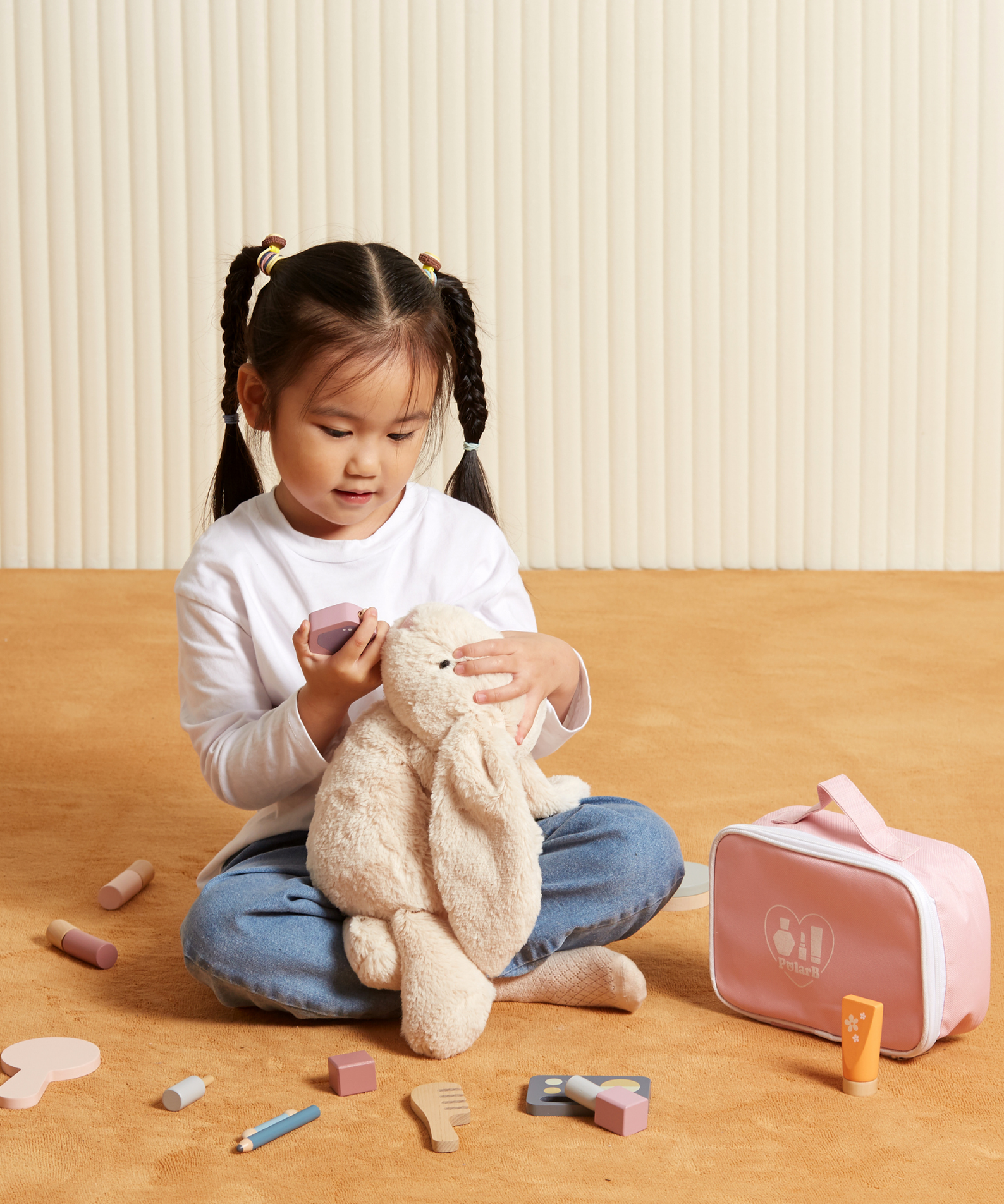 PolarB Wooden Make-up Set for Kids Ages 3 and Up  Roleplay Toy with Cosmetic Accessories and Portable Pink Bag