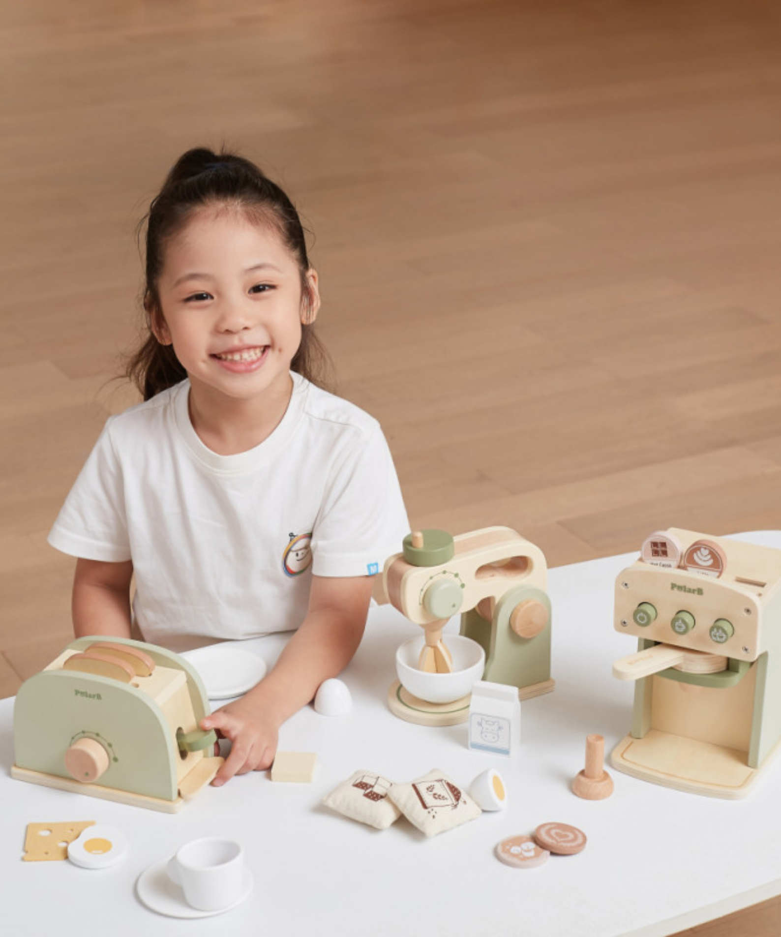 PolarB Wooden Toaster Set for Kids, Pretend Play Kitchen Toy with Bread, Egg, Cheese, Butter and Plate, Role Play Appliance for Children Ages 3 and Up