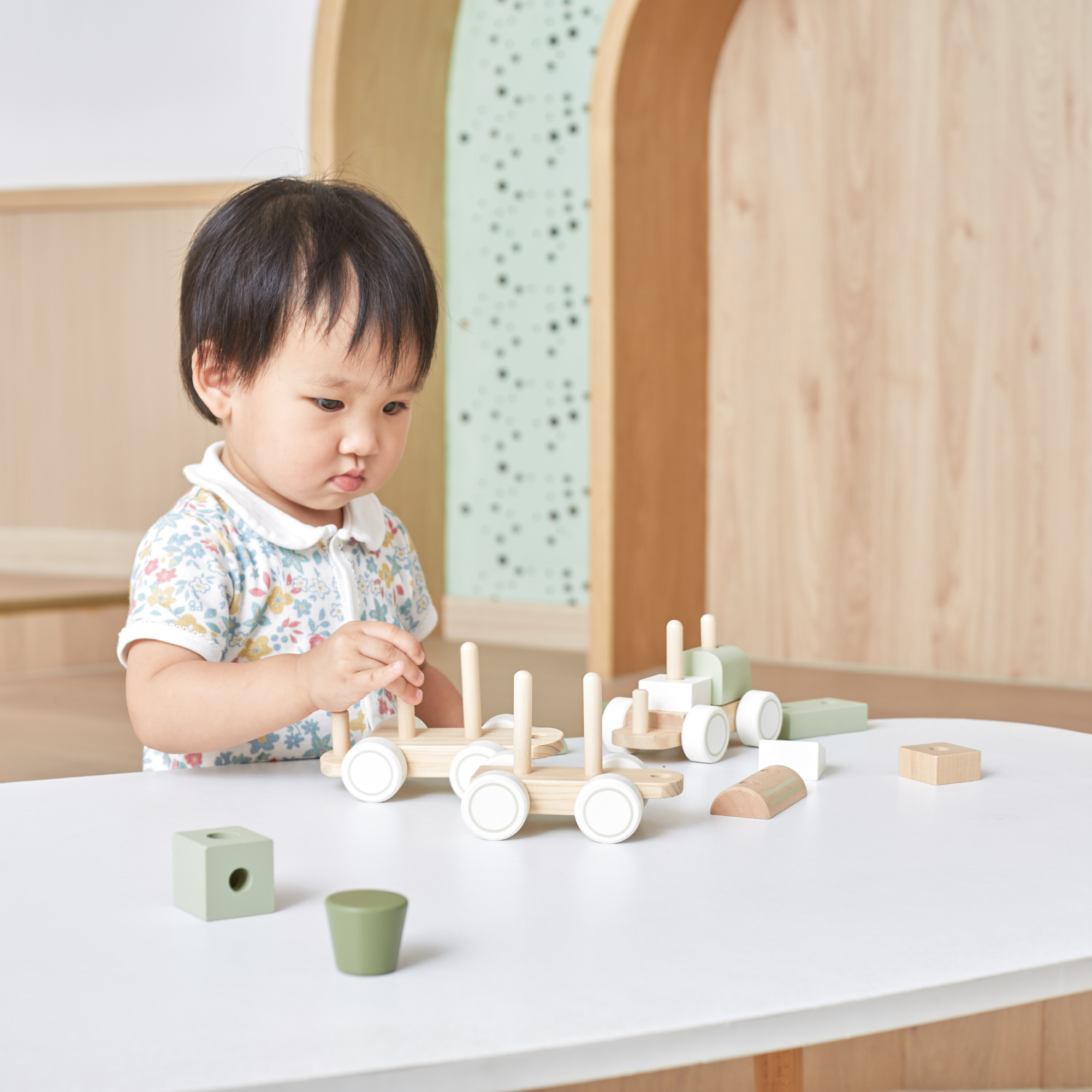 PolarB Wooden Stacking Train, Green, 2-in-1 Pull Toy and Shape Sorter, Educational Toy for Toddlers, Promotes Fine Motor Skills and Imaginative Play, Age 18 Months and Up