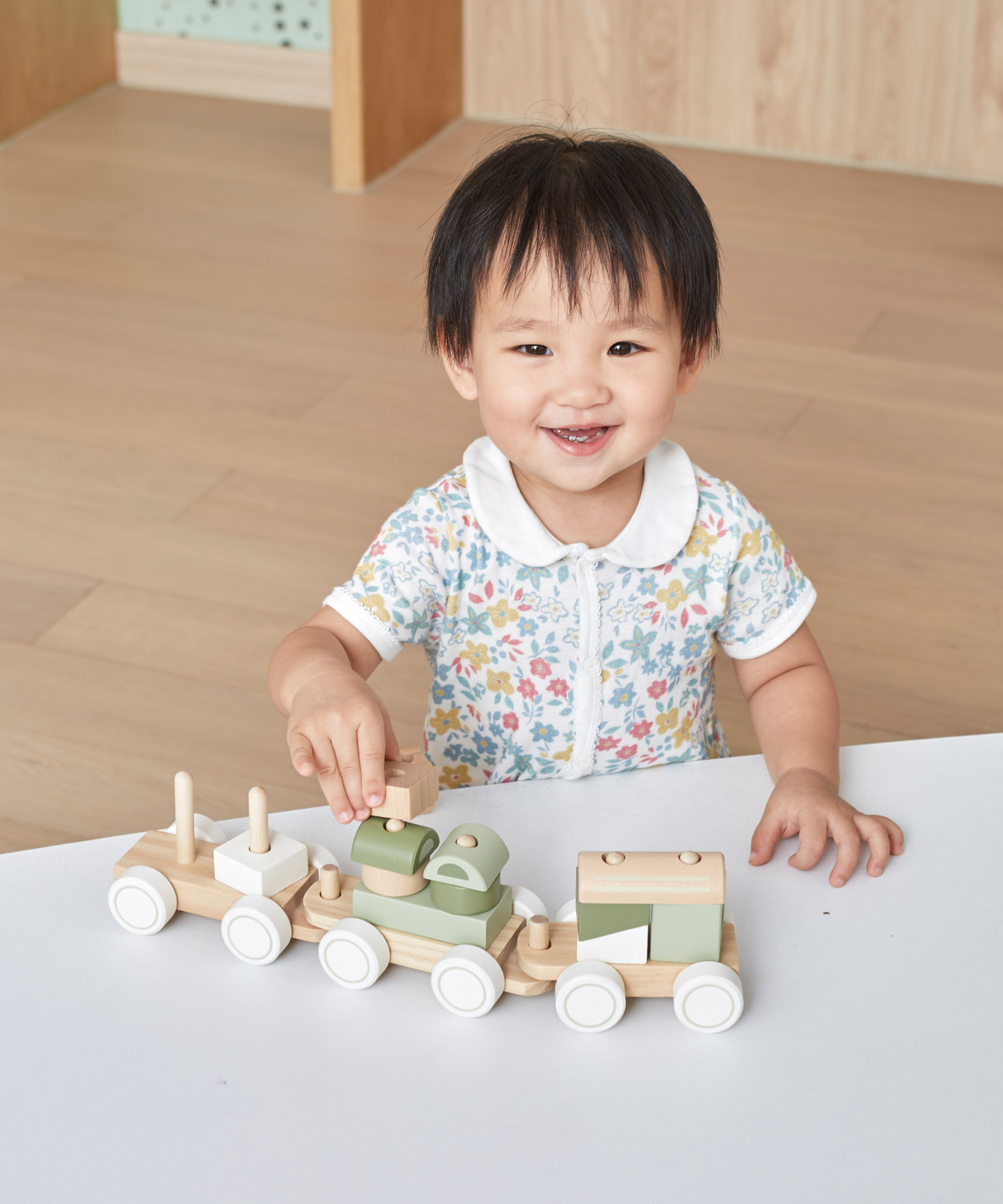 PolarB Wooden Stacking Train, Green, 2-in-1 Pull Toy and Shape Sorter, Educational Toy for Toddlers, Promotes Fine Motor Skills and Imaginative Play, Age 18 Months and Up