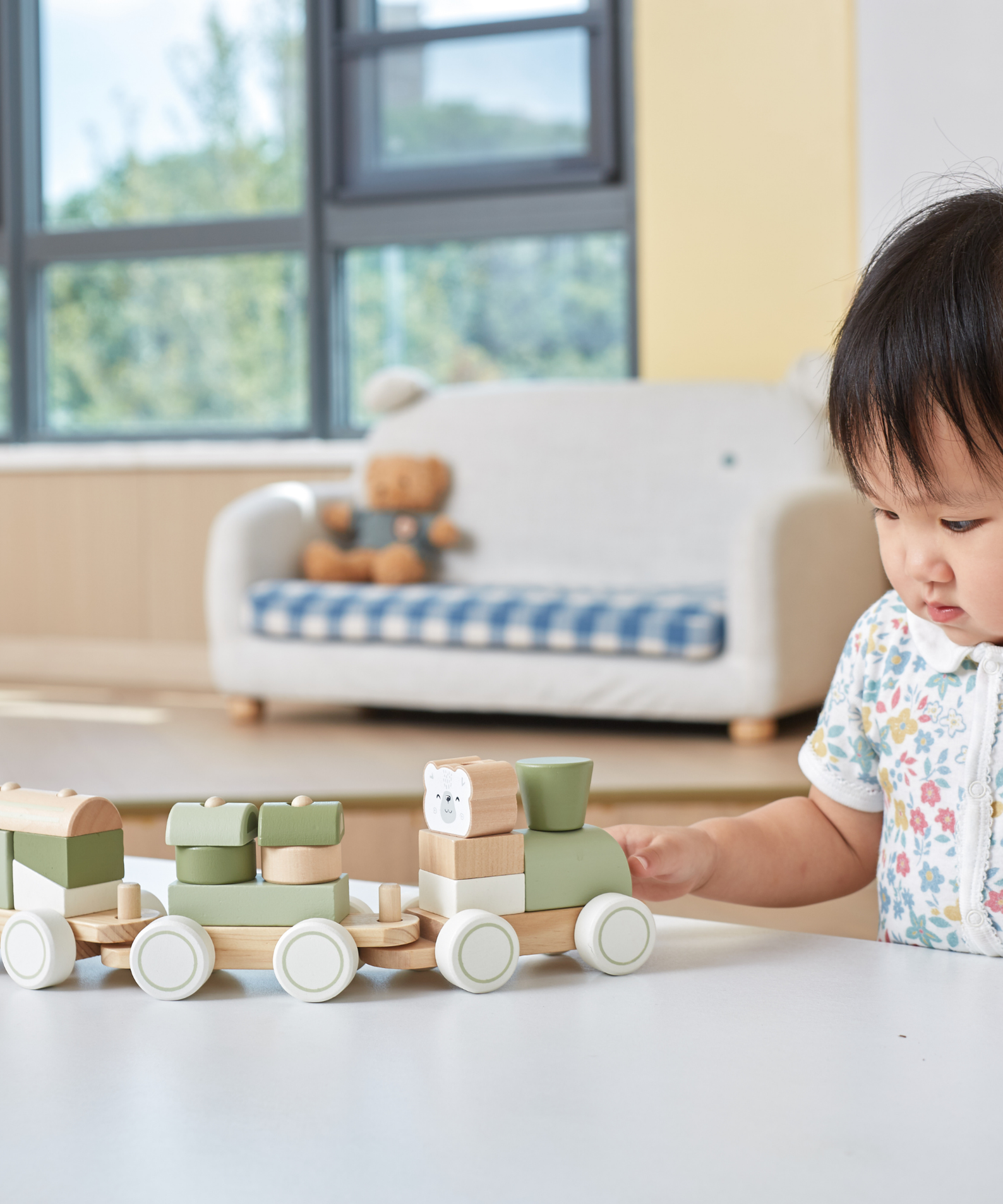 PolarB Wooden Stacking Train, Green, 2-in-1 Pull Toy and Shape Sorter, Educational Toy for Toddlers, Promotes Fine Motor Skills and Imaginative Play, Age 18 Months and Up