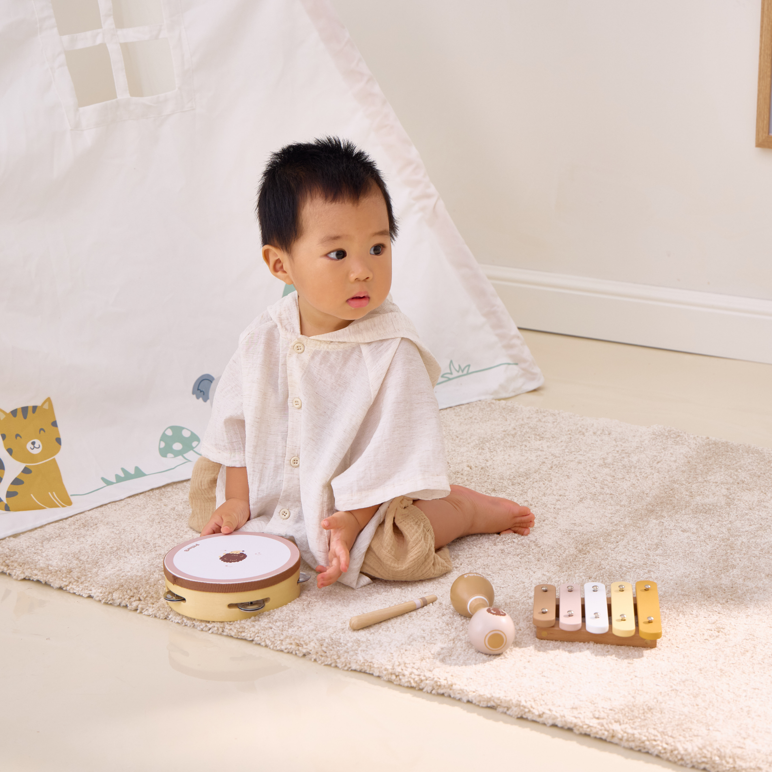 PolarB Hedgehog Wooden Music Set for Toddlers, Includes Tambourine, Maracas and Xylophone, Musical Instrument Toy Kit for Early Learning and Creative Play, 18 Months and Up