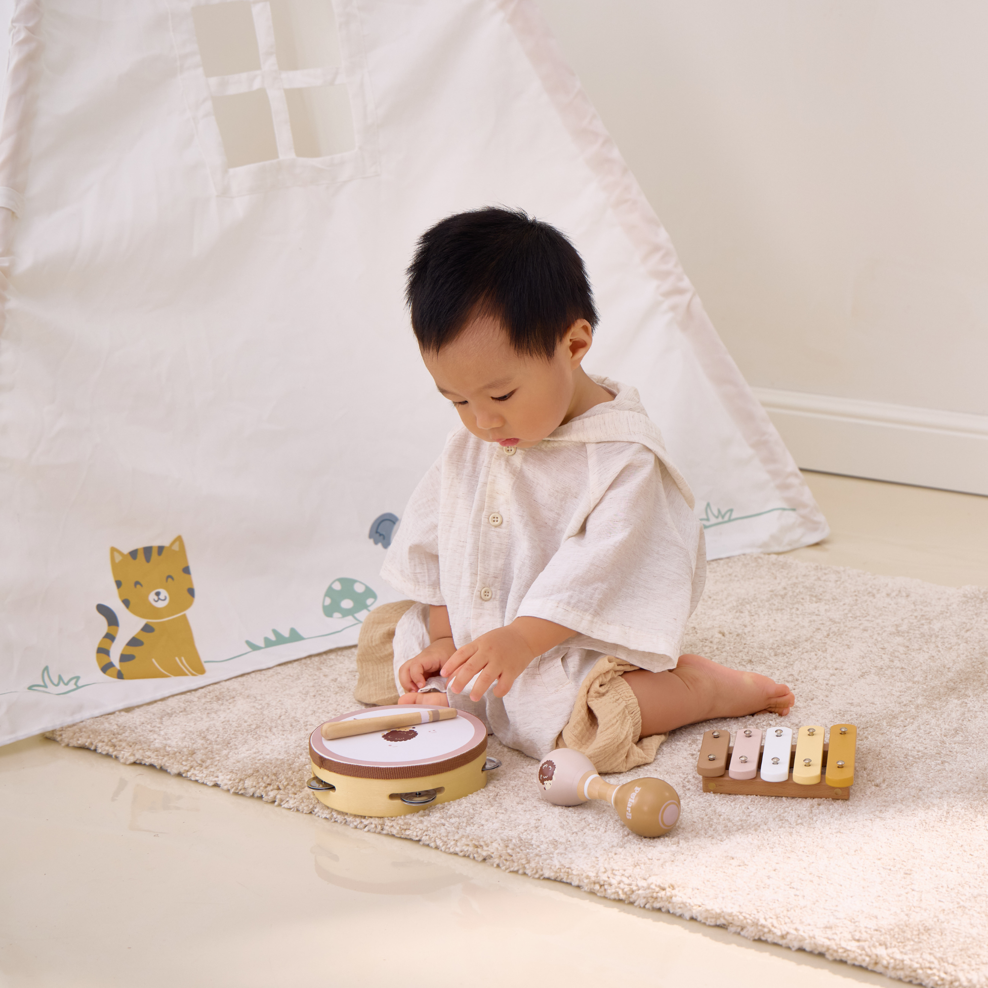 PolarB Hedgehog Wooden Music Set for Toddlers, Includes Tambourine, Maracas and Xylophone, Musical Instrument Toy Kit for Early Learning and Creative Play, 18 Months and Up