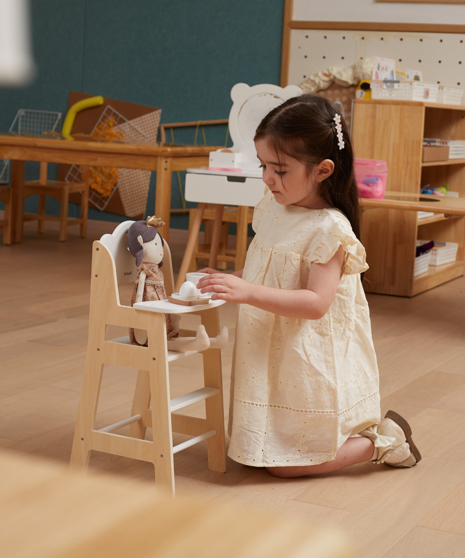 PolarB Wooden Doll Feeding High Chair, Fits Dolls Up to 38 cm, Encourages Role Play and Creativity, Solid Wood Toy for Ages 3+