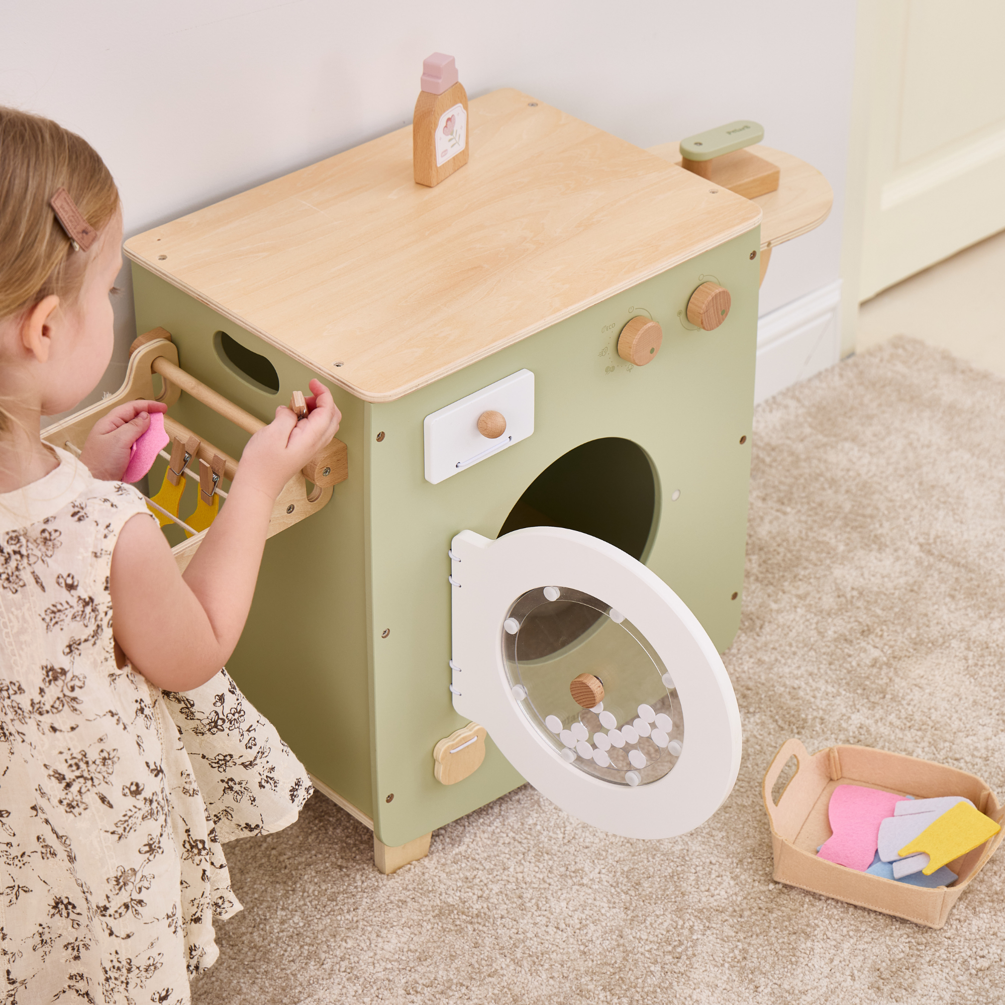 PolarB Wooden Washing Machine Play Set for Kids, Pretend Laundry Toy with Iron, Detergent, Basket, Clothes and Clips, Realistic Role Play for Toddlers and Children