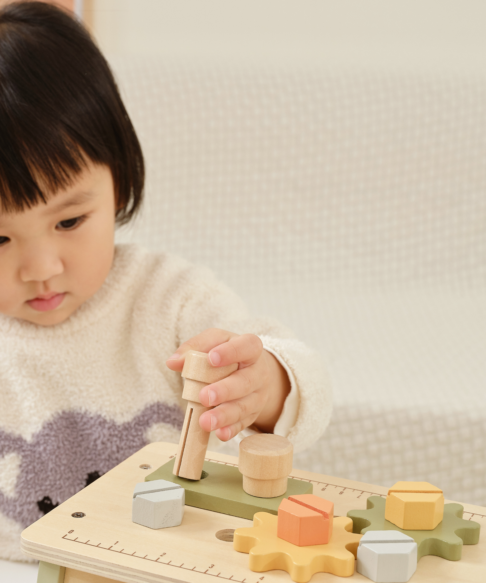 PolarB 2-in-1 Wooden Workbench and Tool Set for Kids, 30-Piece DIY Construction Play Set with Storage Basket, Promotes Imagination, Fine Motor Skills and STEM Learning, Ages 3+