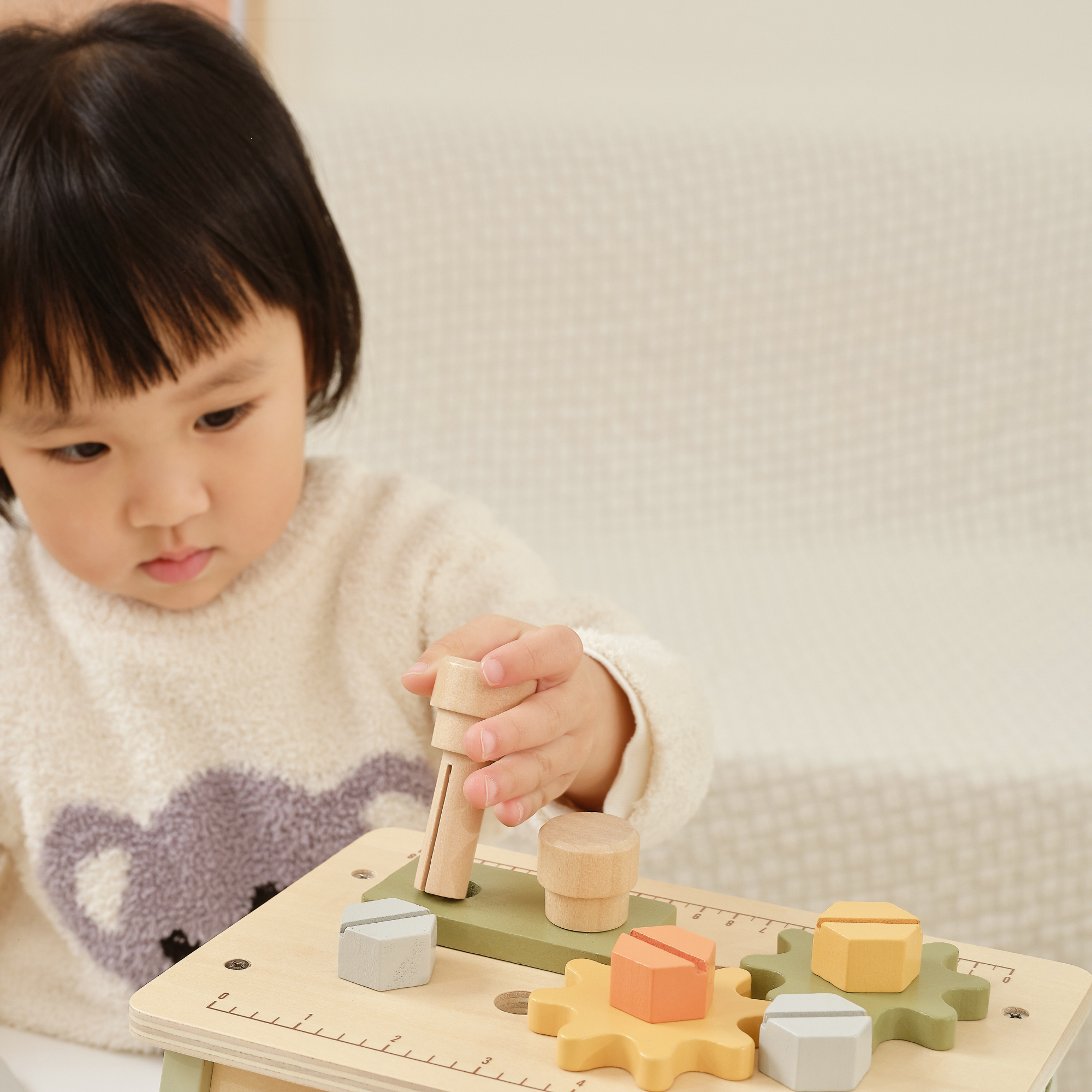 PolarB 2-in-1 Wooden Workbench and Tool Set for Kids, 30-Piece DIY Construction Play Set with Storage Basket, Promotes Imagination, Fine Motor Skills and STEM Learning, Ages 3+