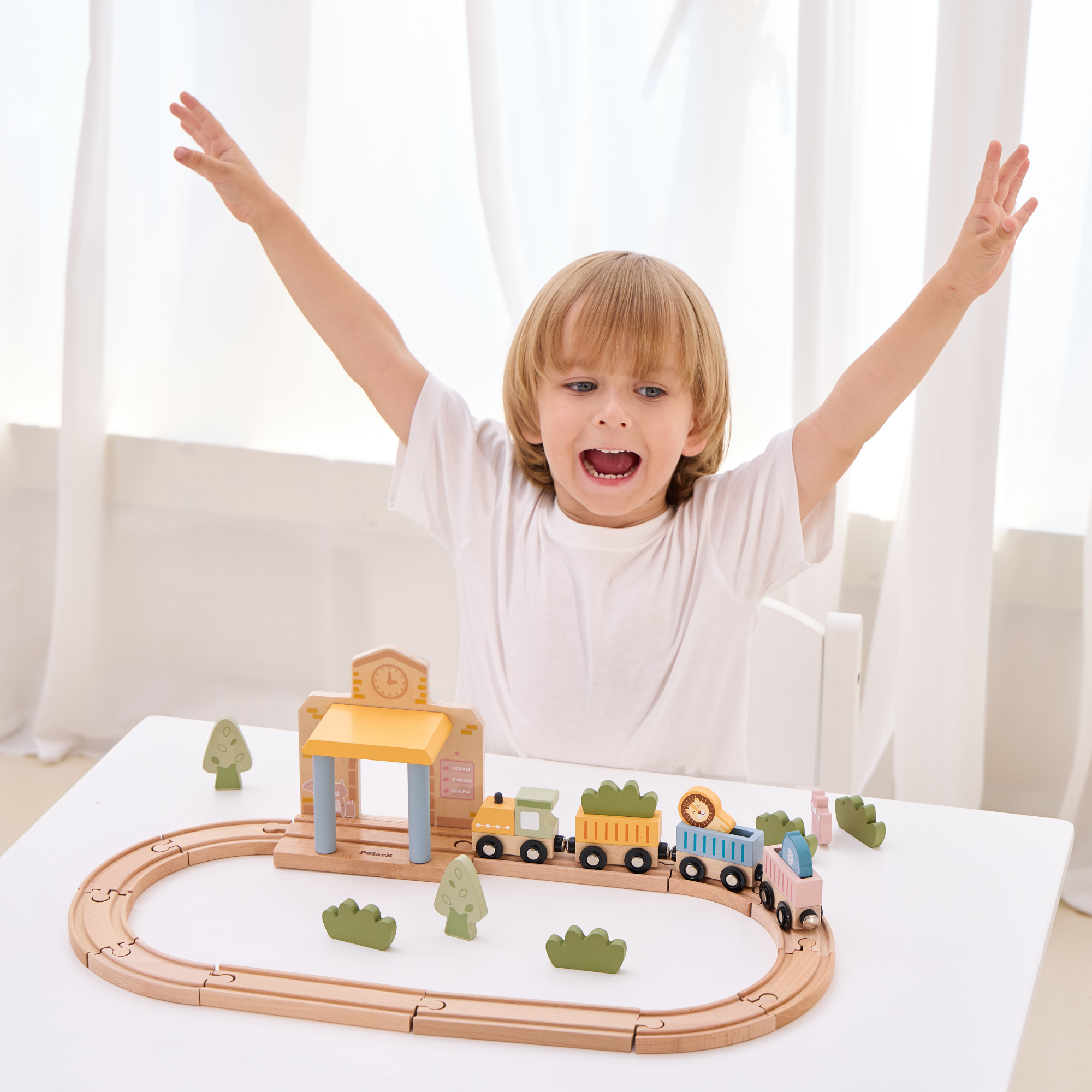 PolarB Wooden Train Set, 30 Pieces with Interactive Sound Station, Tracks, Animal Figures and Accessories, Educational Toy for Kids Ages 3 and Up