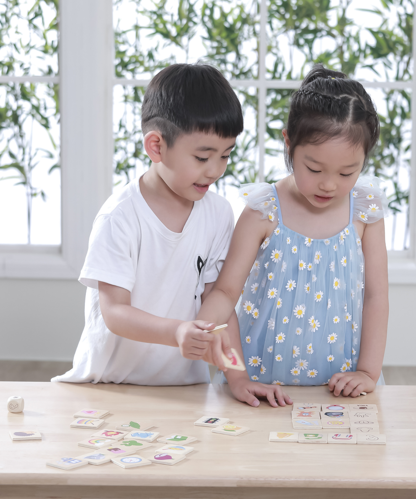 Viga Learning Senses, 35 Piece Mix & Match Puzzle, Montessori Wooden Toy, Develops Sensory, Cognitive & Fine Motor Skills, Non-Toxic & Eco-friendly Kids Educational Toy, for Boys & Girls 3Y+