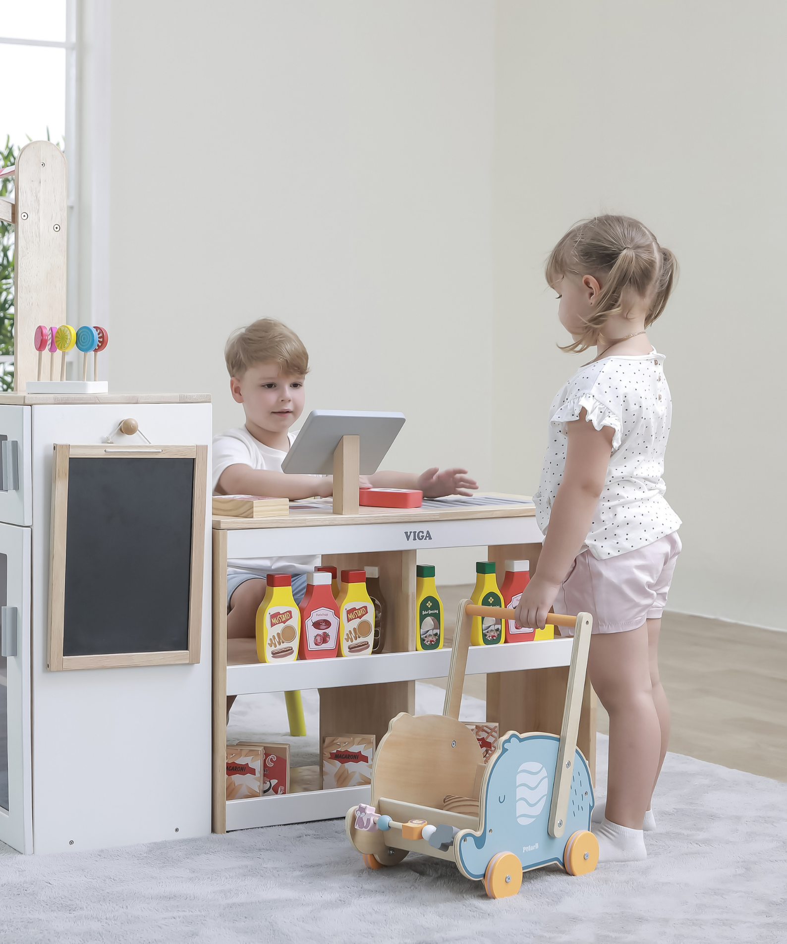 VIGA Wooden Supermarket Stall  Food Display Stand with Cash Register and Scanner  Pretend Play Market Role Play Toy  Ages 3 and Up