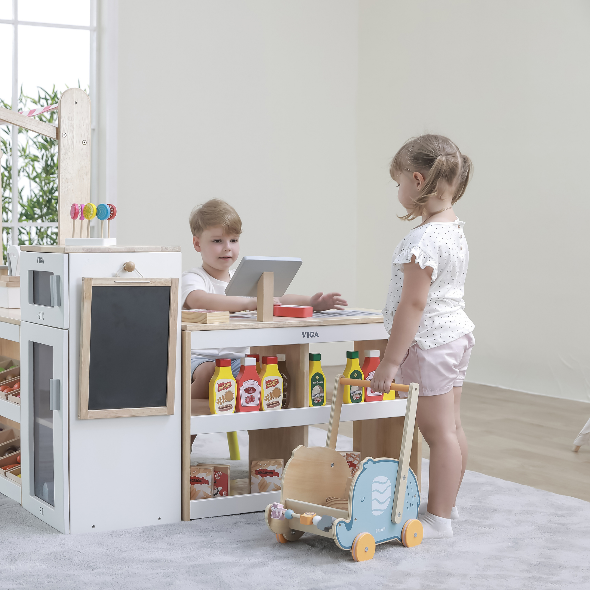 VIGA Wooden Supermarket Stall  Food Display Stand with Cash Register and Scanner  Pretend Play Market Role Play Toy  Ages 3 and Up