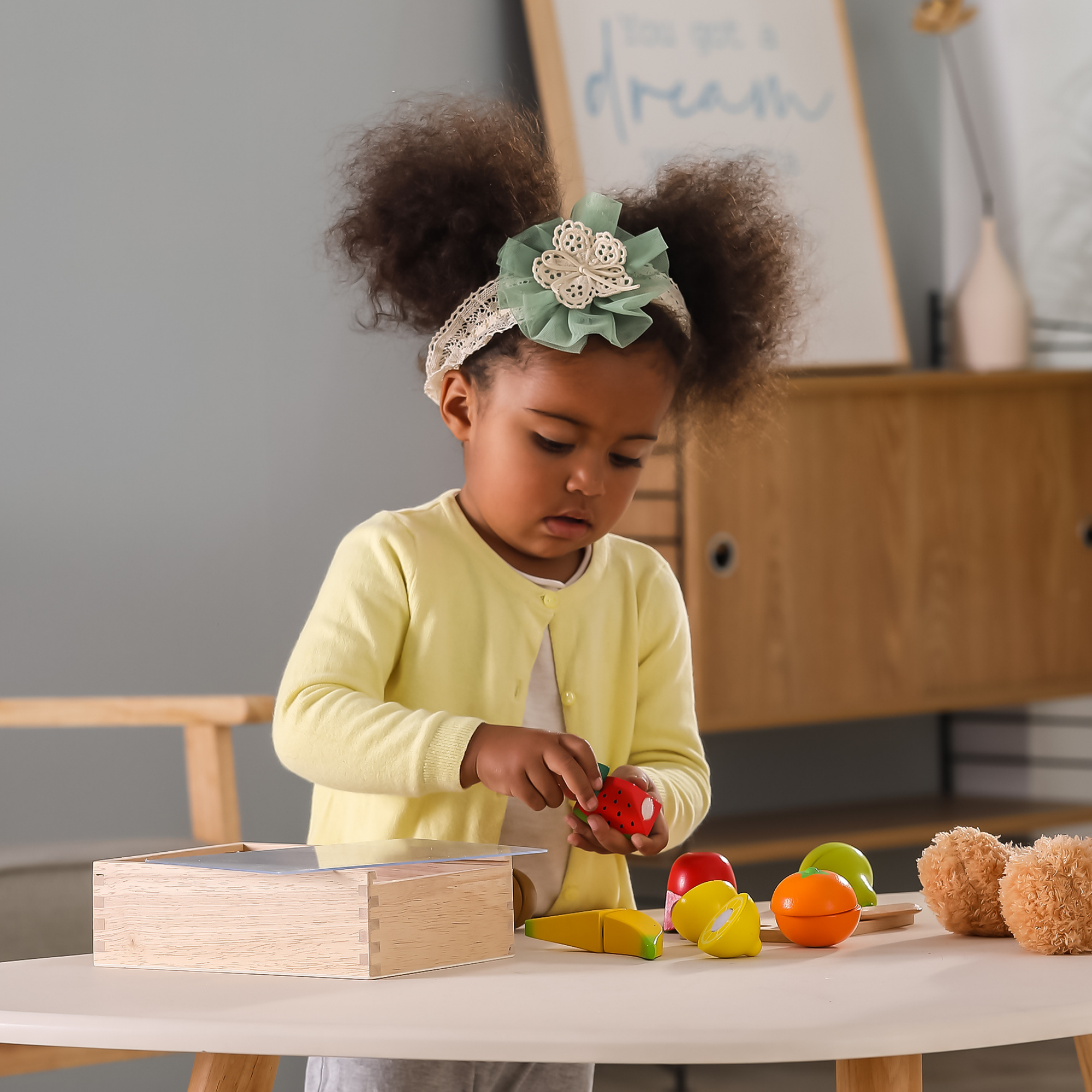 Viga Wooden Cutting Fruit Set for Toddlers  Pretend Play Kitchen Toy with Knife and Cutting Board  Montessori-Inspired Learning  Ages 18 Months and Up