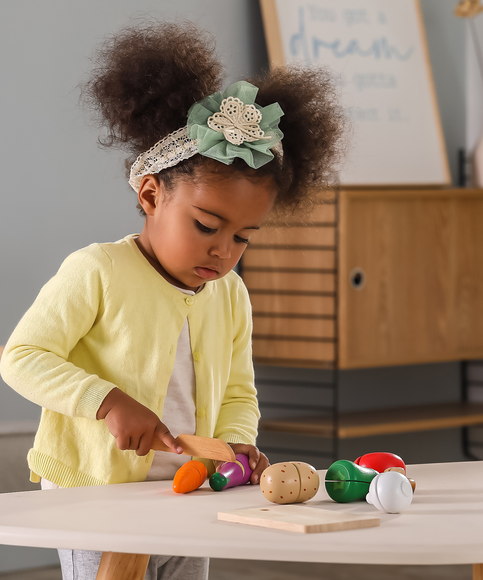 VIGA Wooden Vegetable Chopping Set for Kids  Pretend Play Kitchen Toy with Knife and Fruits  Roleplay Toy for Ages 18 Months and Up