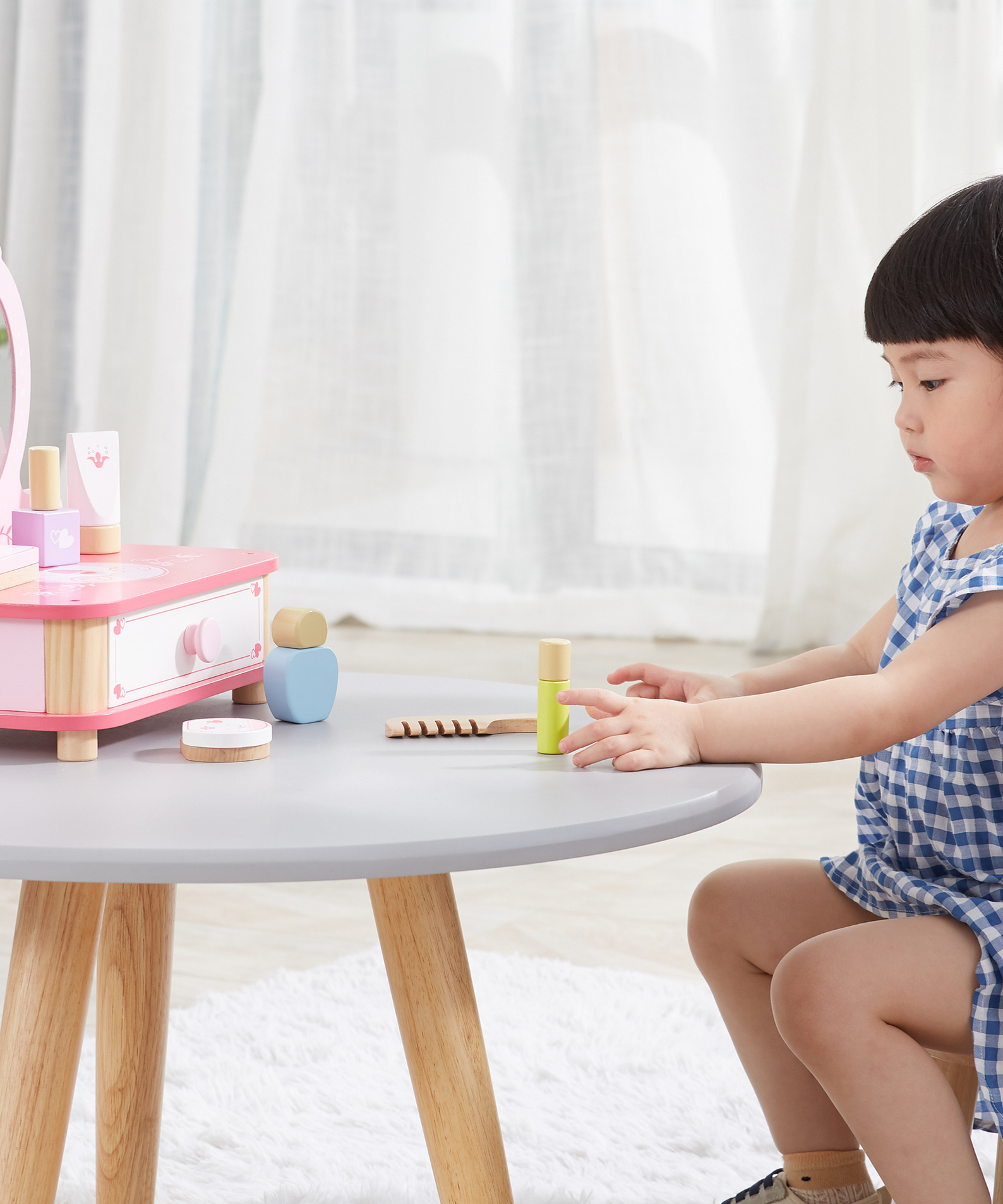 Viga Wooden Dressing Table with Mirror and Accessories  Pretend Play Make-Up Vanity for Kids  9-Piece Beauty Set  Ages 3 and Up