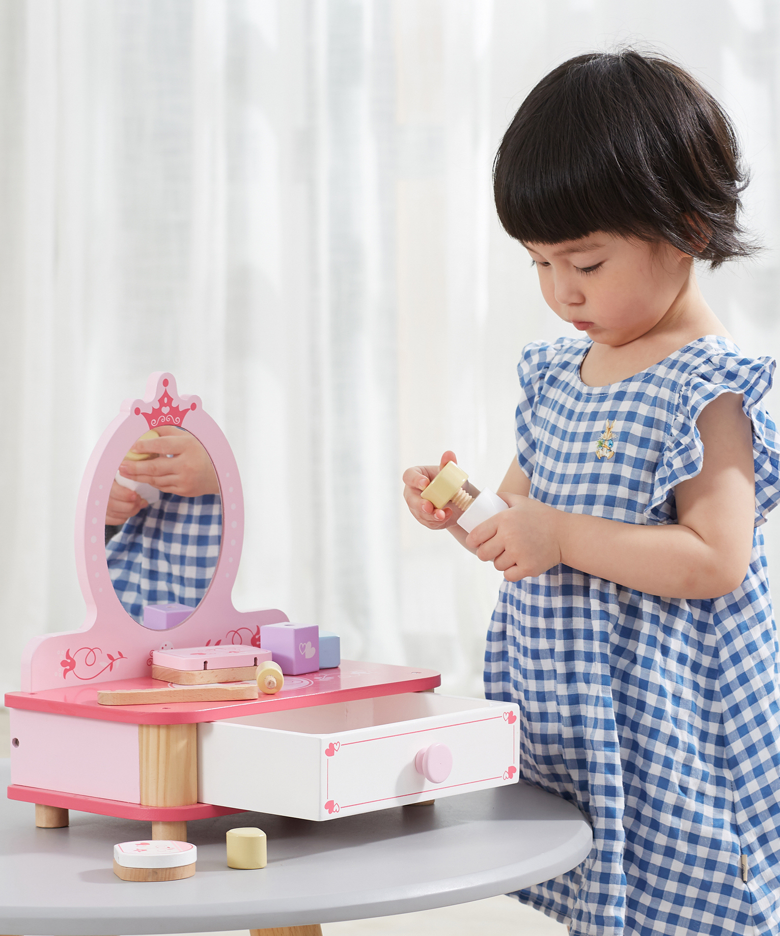 Viga Wooden Dressing Table with Mirror and Accessories  Pretend Play Make-Up Vanity for Kids  9-Piece Beauty Set  Ages 3 and Up