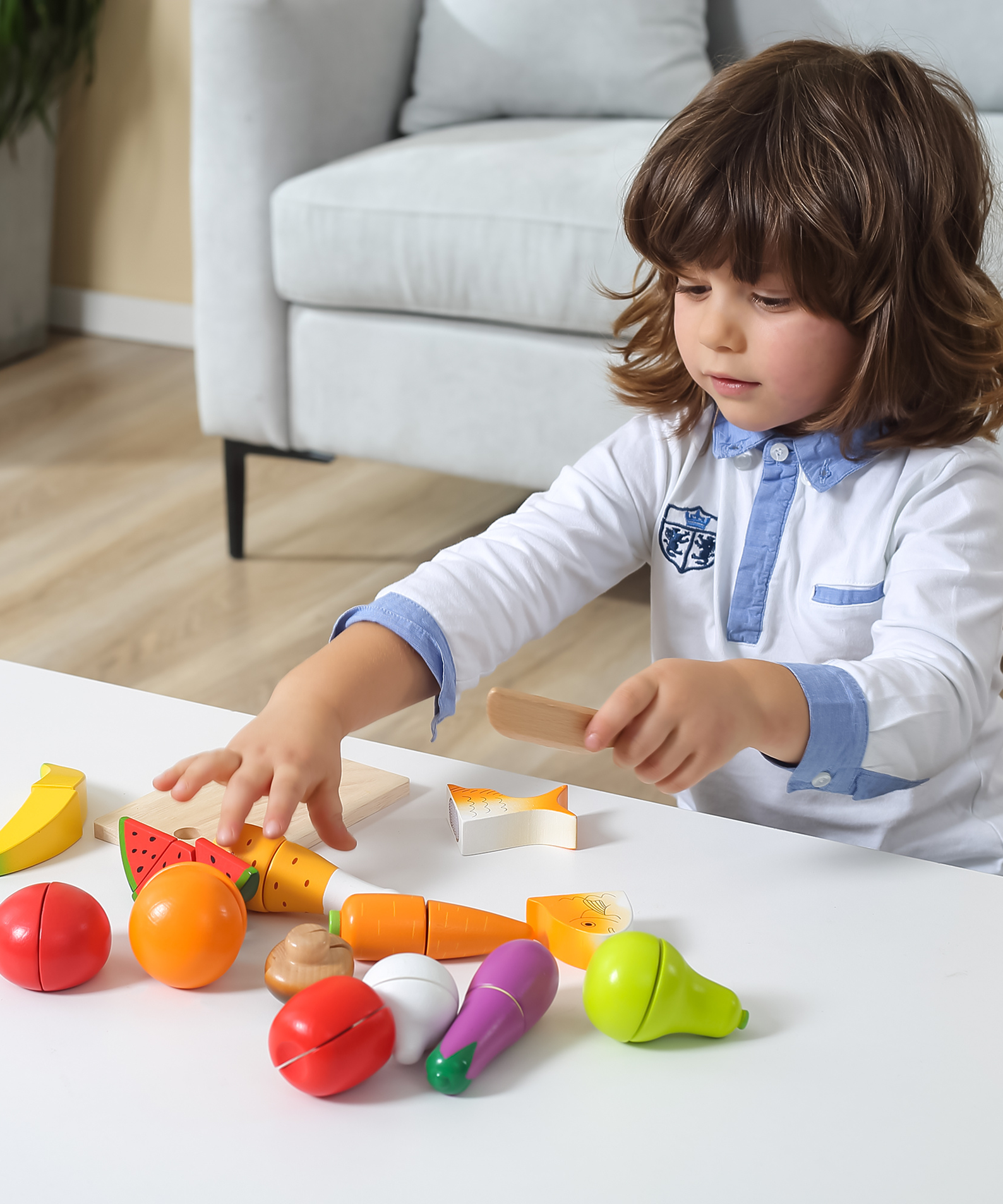 VIGA Little Chef Cutting Kit  Wooden Pretend Play Food Set for Kids Aged 18 Months and Up  Includes Knife, Cutting Board, Fruits, Vegetables, and Accessories