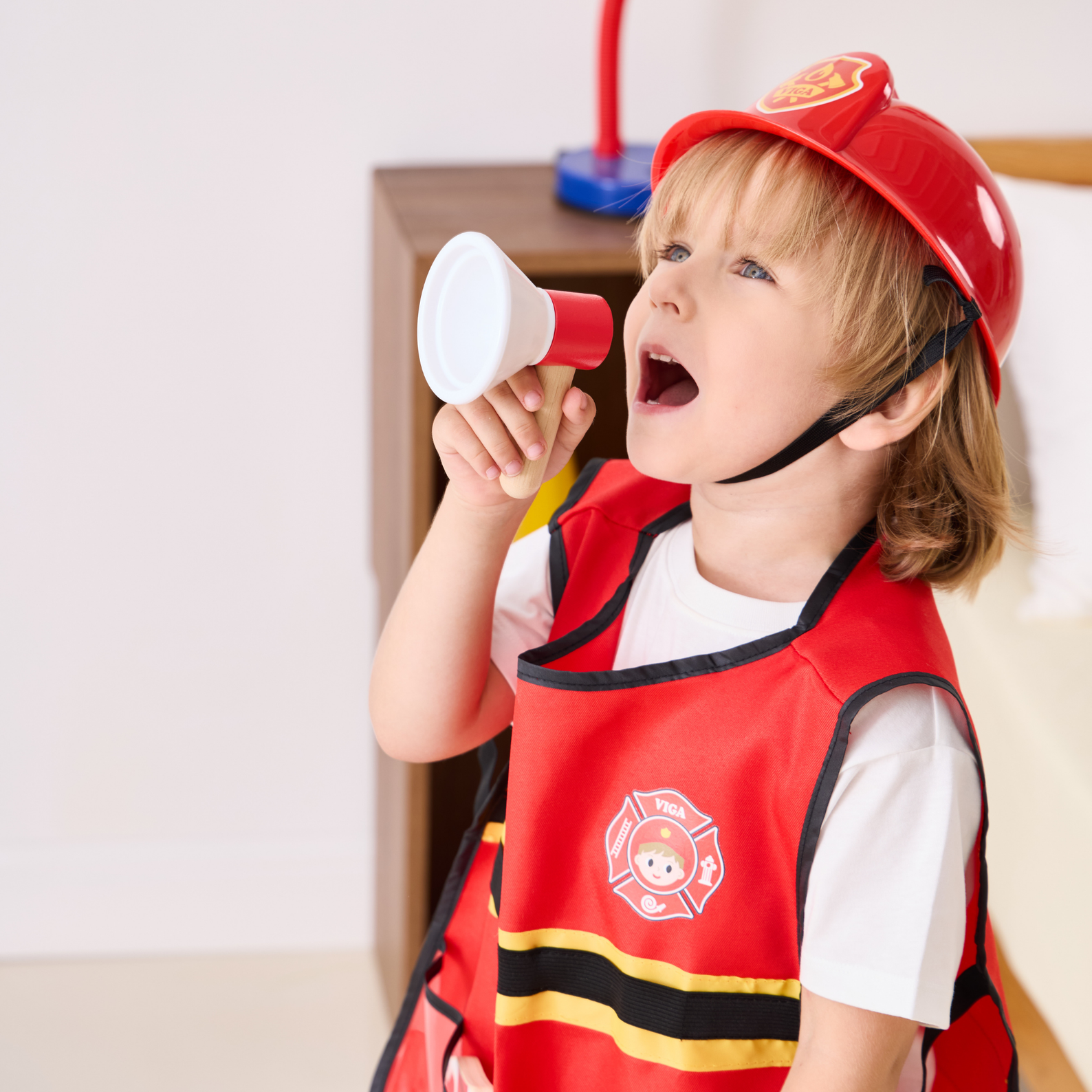 VIGA Firefighter Role Play Set for Kids Aged 3 and Up  8-Piece Pretend Play Costume with Helmet, Vest, Fire Extinguisher, Axe, and Accessories