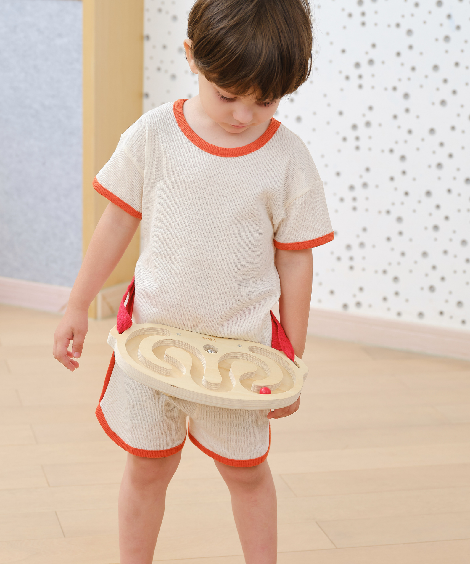 Viga Body Balace, Ball-in-a-Maze Puzzle, Montessori Wooden Toy, Develops Sensory, Cognitive & Fine Motor Skills, Non-Toxic & Eco-friendly Kids Educational Toy, Suitable for Boys and Girls Aged 3Y+