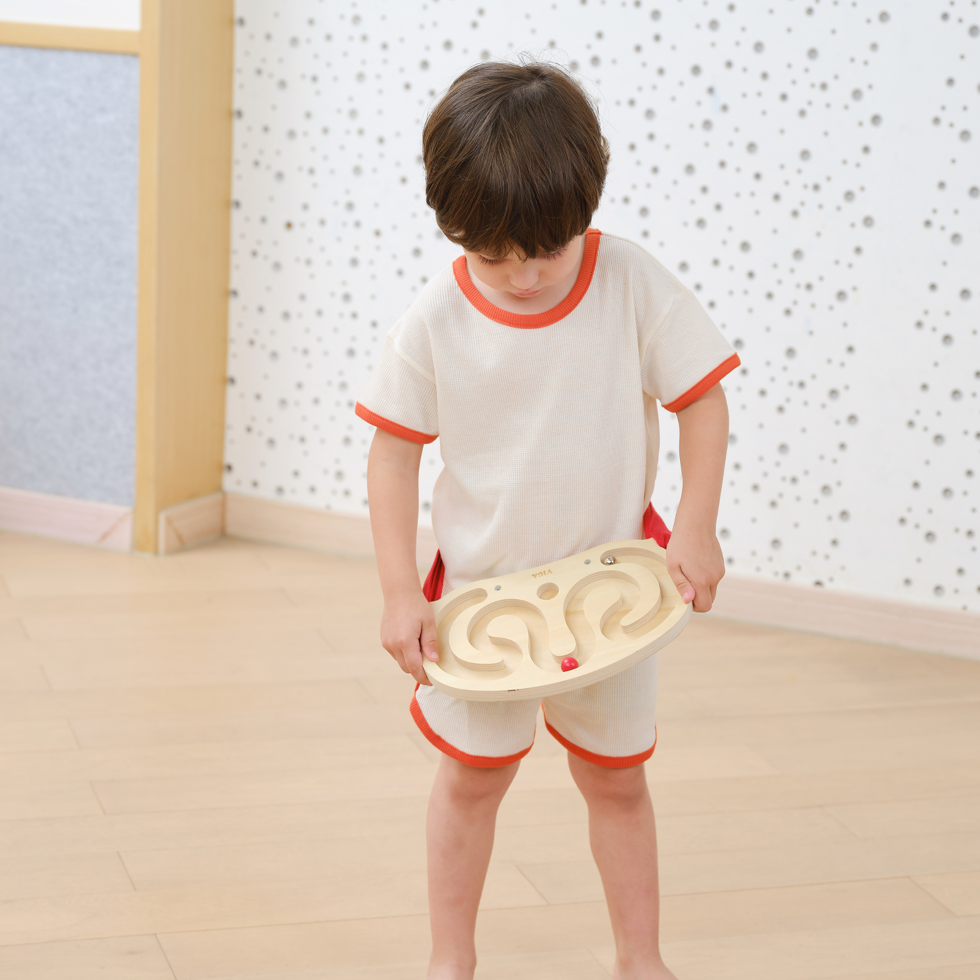 Viga Body Balace, Ball-in-a-Maze Puzzle, Montessori Wooden Toy, Develops Sensory, Cognitive & Fine Motor Skills, Non-Toxic & Eco-friendly Kids Educational Toy, Suitable for Boys and Girls Aged 3Y+