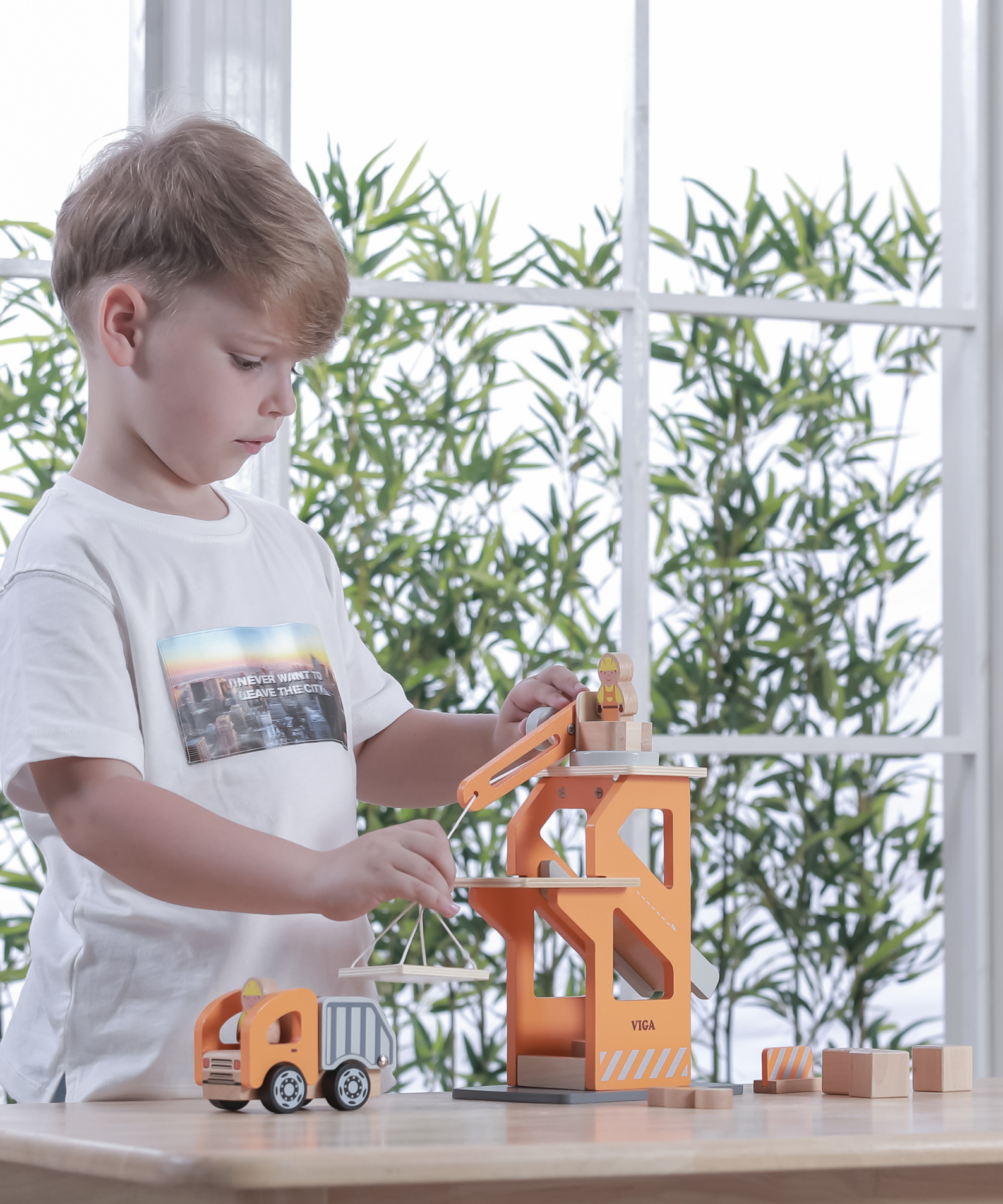 VIGA Wooden Crane Lift with Dumper  3 Builder Figures, Dump Truck, Blocks, and Accessories  Construction Role Play Toy for Kids  Ages 3 and Up