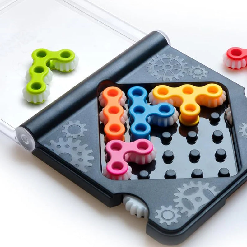 SmartGames IQ Gears, Fun IQ Brain Teaser Puzzle, Cognitive Development STEM Toy with 120+ Challenges, Travel Friendly Handheld Educational Matching Puzzle Game, Suitable for Children Above 7+
