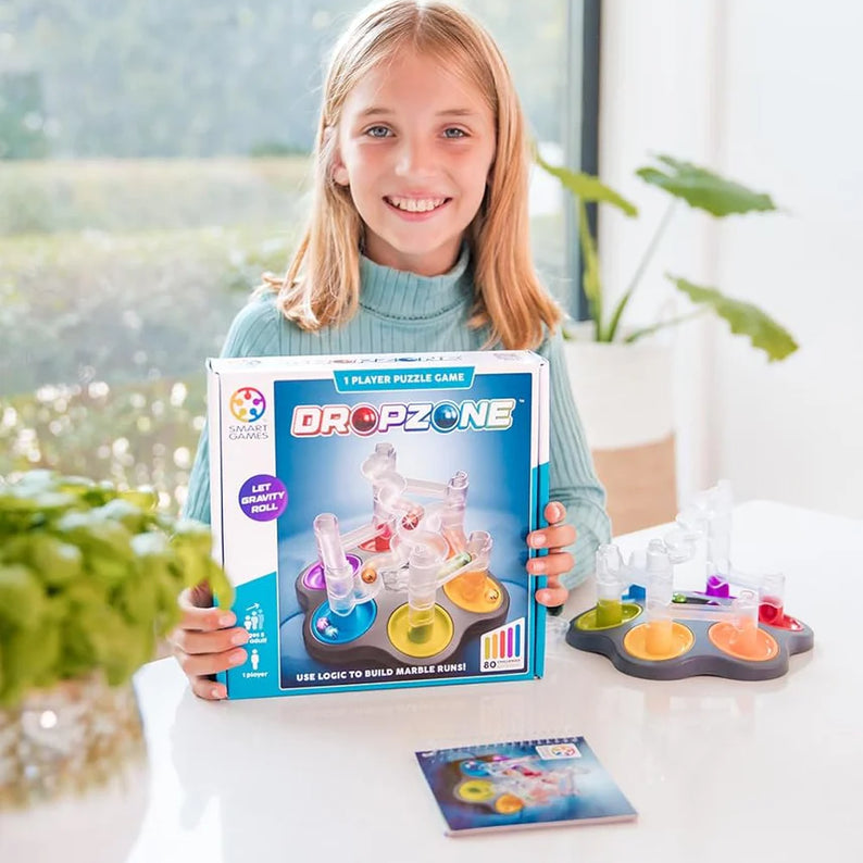 SmartGames IQ Love, Fun IQ Brain Teaser Puzzle, Cognitive Development STEM Toy with 120+ Challenges, Travel Friendly Handheld Educational Matching Puzzle Game, Suitable for Children Above 7+
