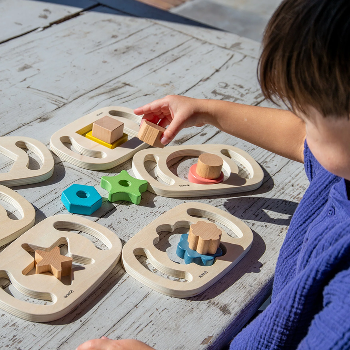 Easy Hold Shape Viewer Panels – Shape & Colour Sensory Set