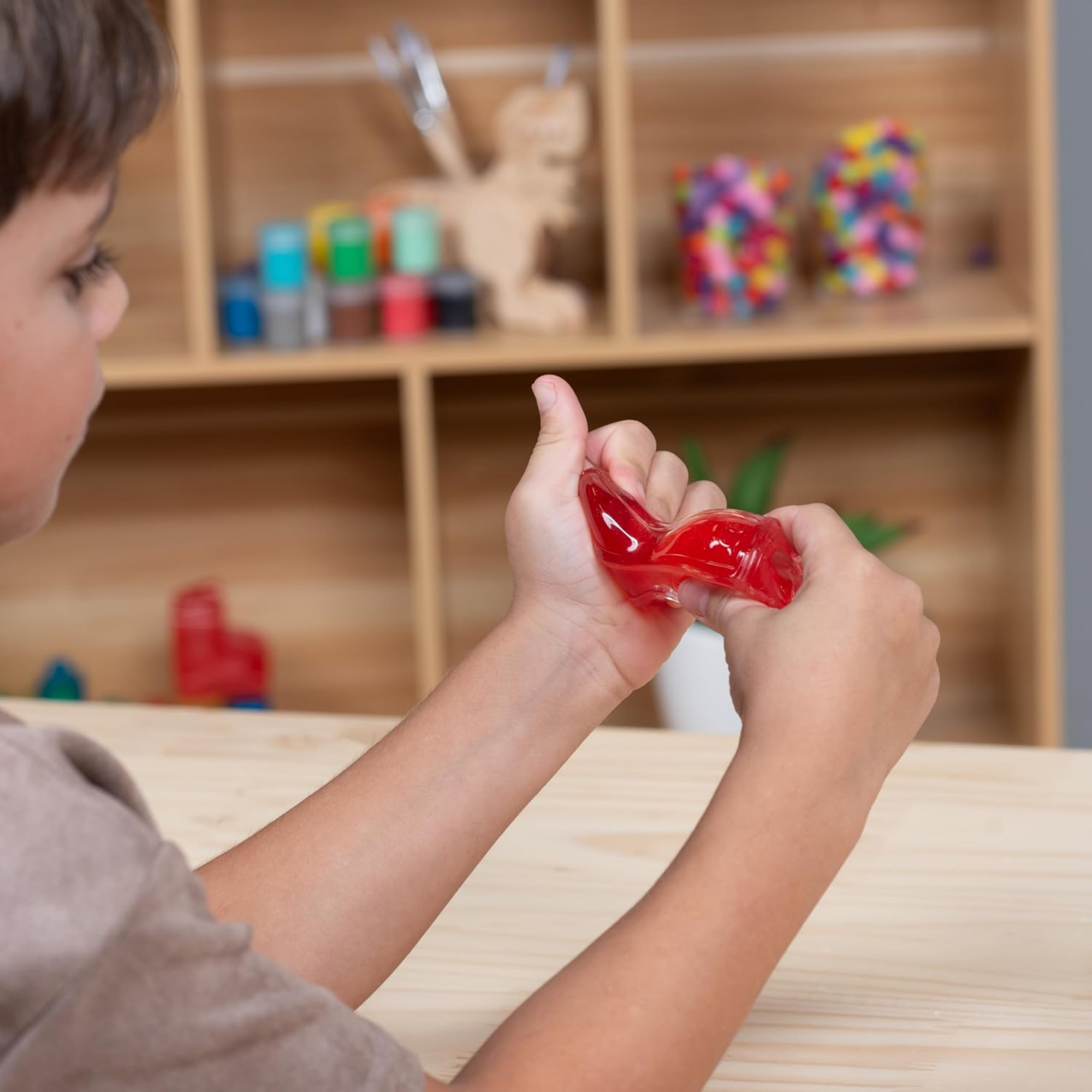 Goliath Fidget Blox, Vision Focused Sensory Squeeze & Play Fidget Toy, Liquid and Colour Based, Anxiety & Stress Relief Calming Therapy Desk Toy for Adults and Children, Red