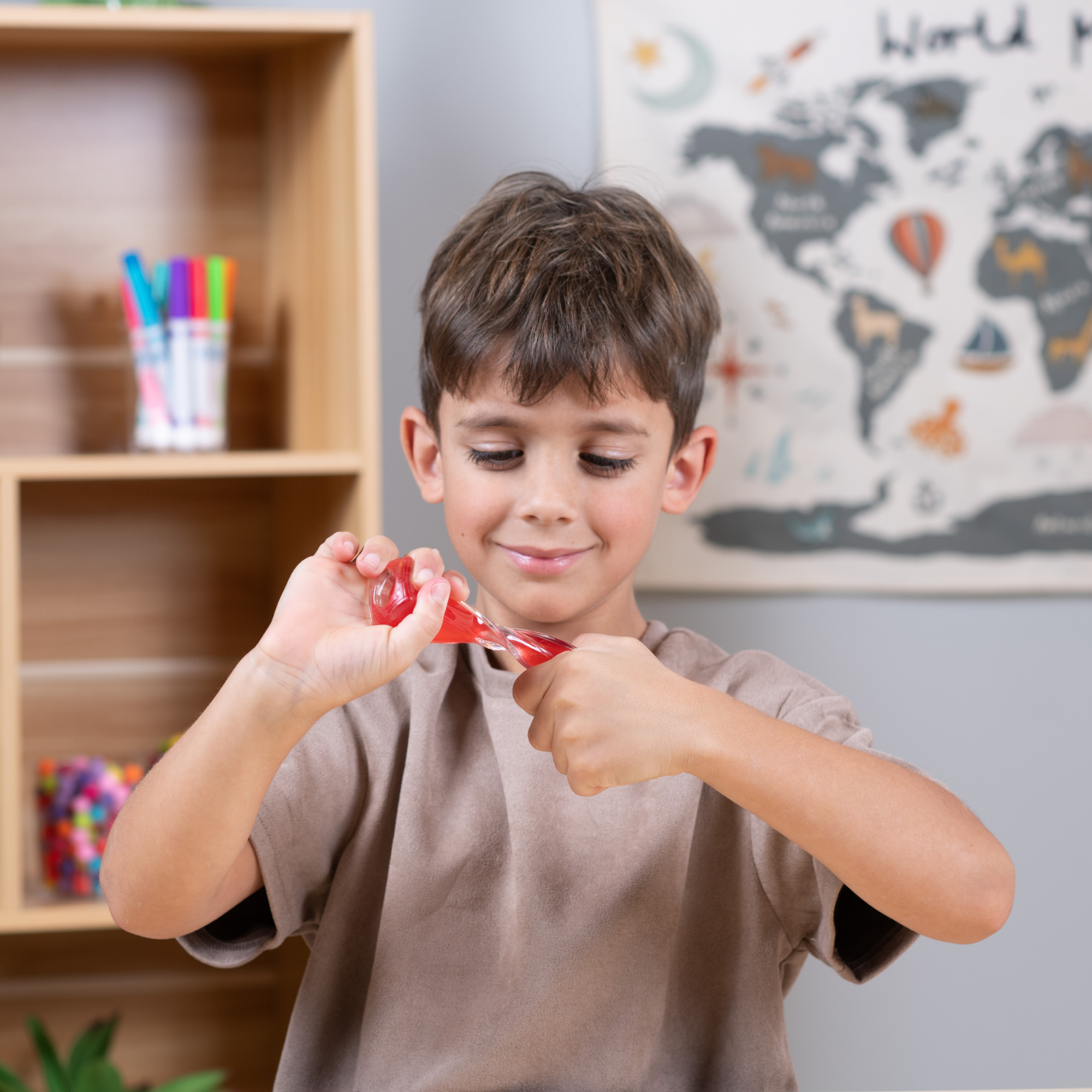Goliath Fidget Blox, Vision Focused Sensory Squeeze & Play Fidget Toy, Liquid and Colour Based, Anxiety & Stress Relief Calming Therapy Desk Toy for Adults and Children, Red