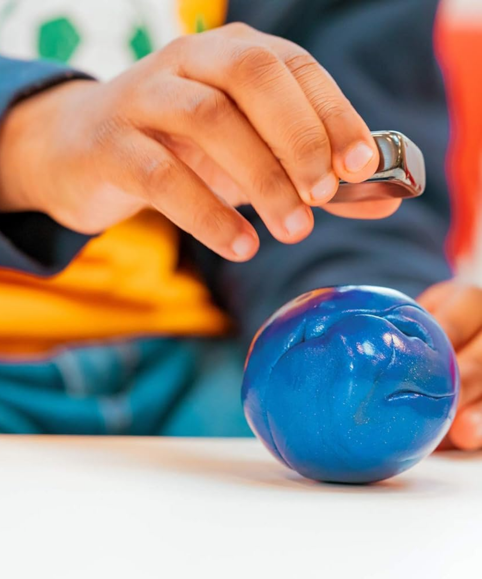 Crazy Aaron's Magnetic Tidal Wave Thinking Putty, 4" Tin with 90g of Non-Toxic Sensory Play Putty which Never Dries Out, Soft Textured Creative Fidget Toy for Boys and Girls Ages 3Y+