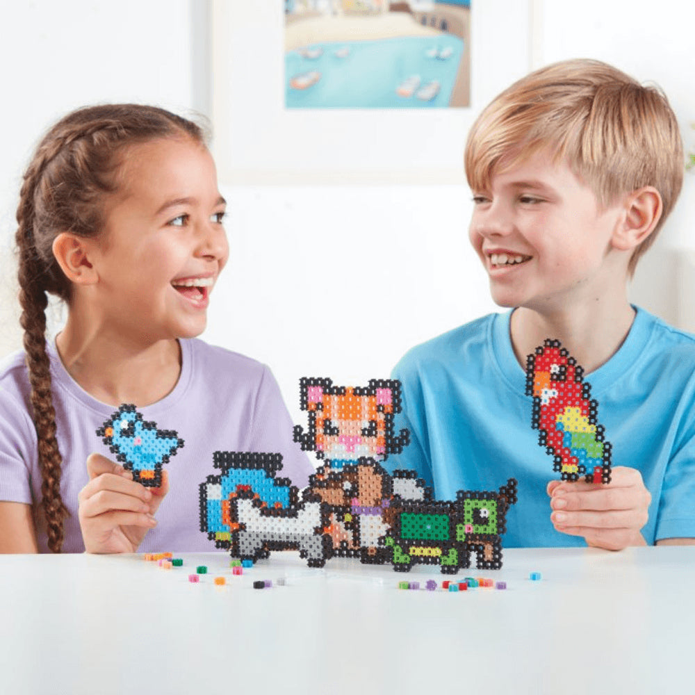 Character Options Simbrix Connect & Wow Playful Pets SIMBRIX STARTER PACK - PLAYFUL PETS with 1000+ brix, 2D & 3D Pixel Arts and Crafts Construction Toy, Creative & Imaginative STEAM Building Toy for Boys & Girls Ages 5+