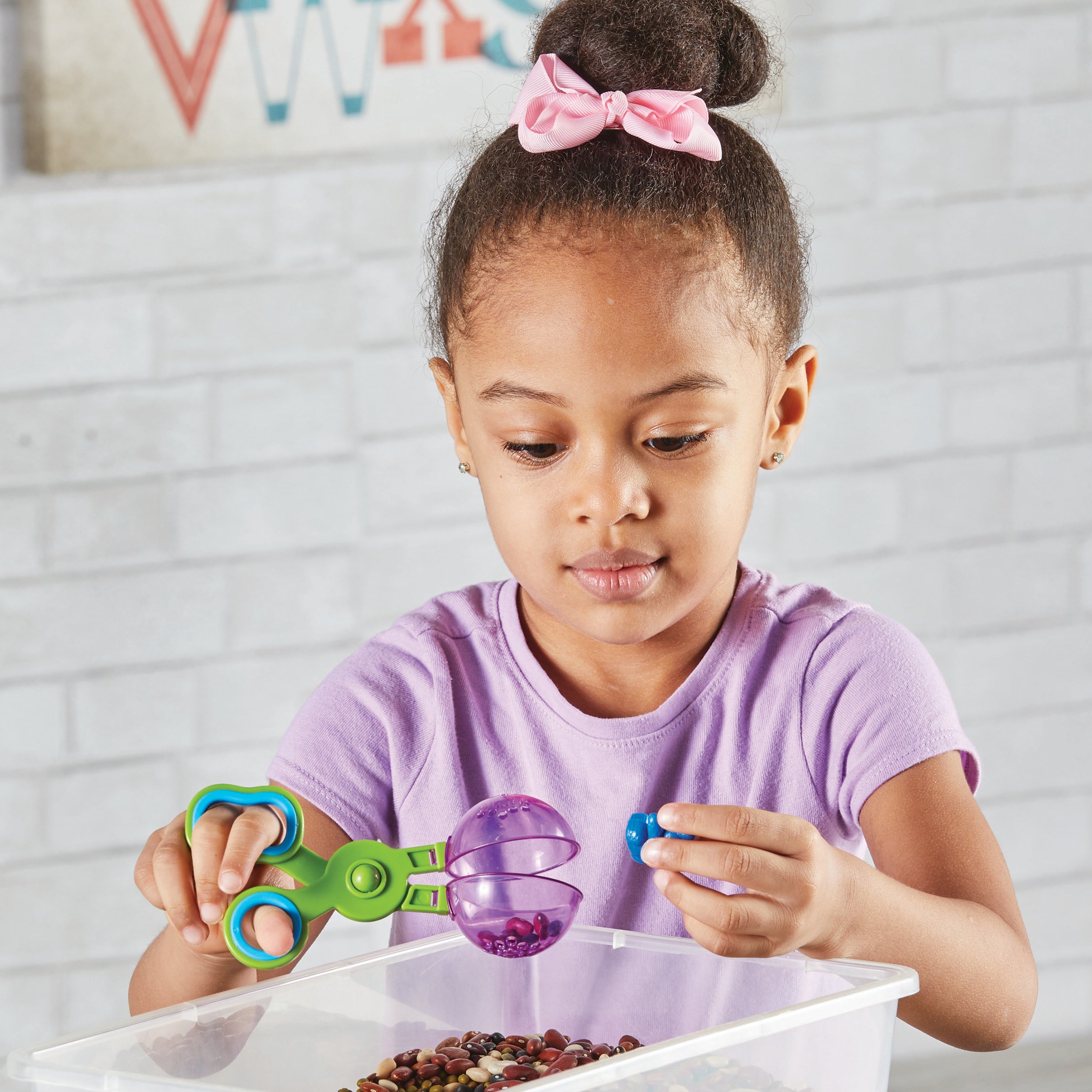 Learning Resources Handy Scoopers, Set of 4 Fine Motor Skill Tools for Kids