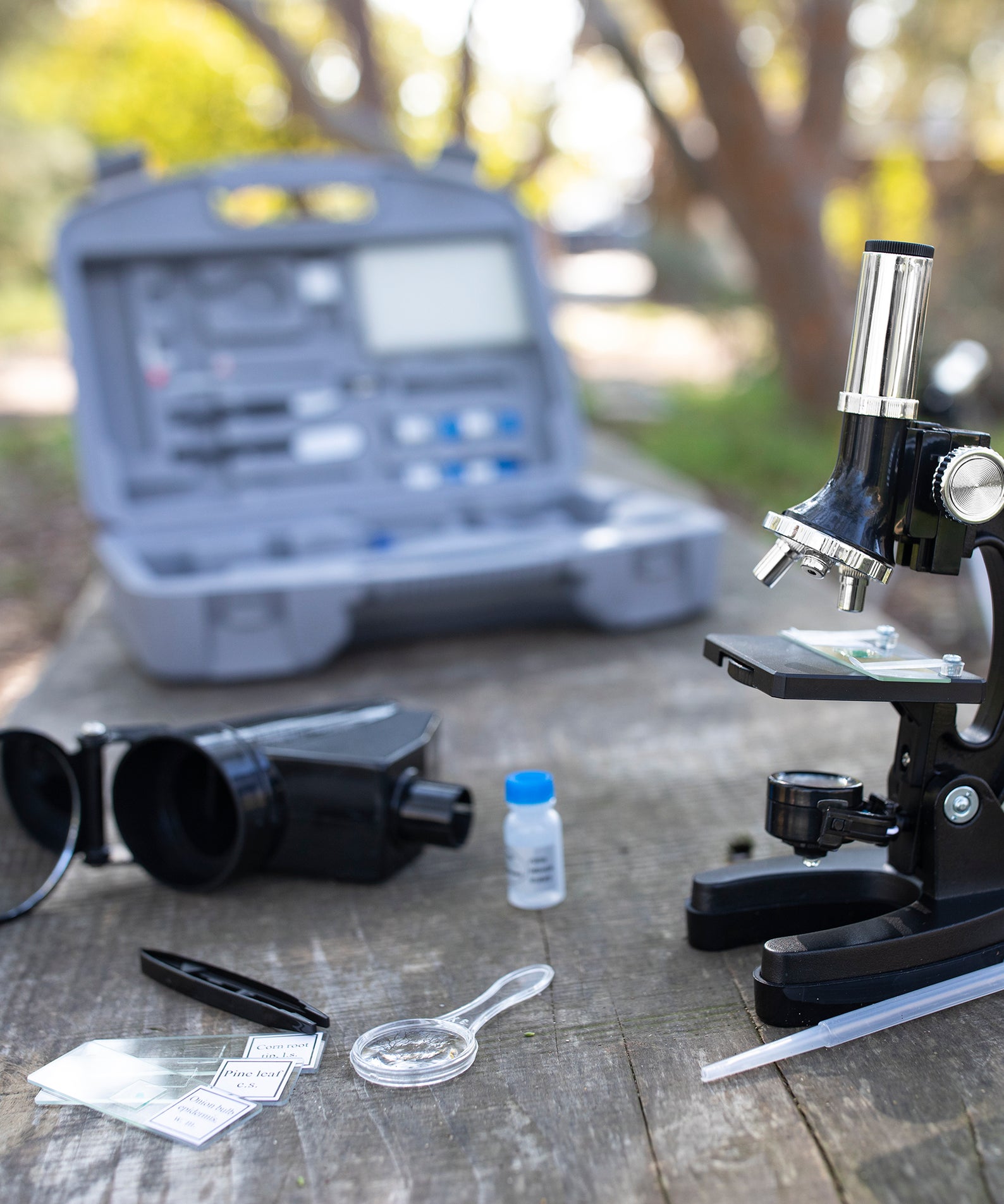 Learning Resources GeoSafari MicroPro 95-Piece Microscope Set, 50x to 600x Magnification, Includes Prepared & DIY Slides, STEM Science Kit for Kids, Ages 8+