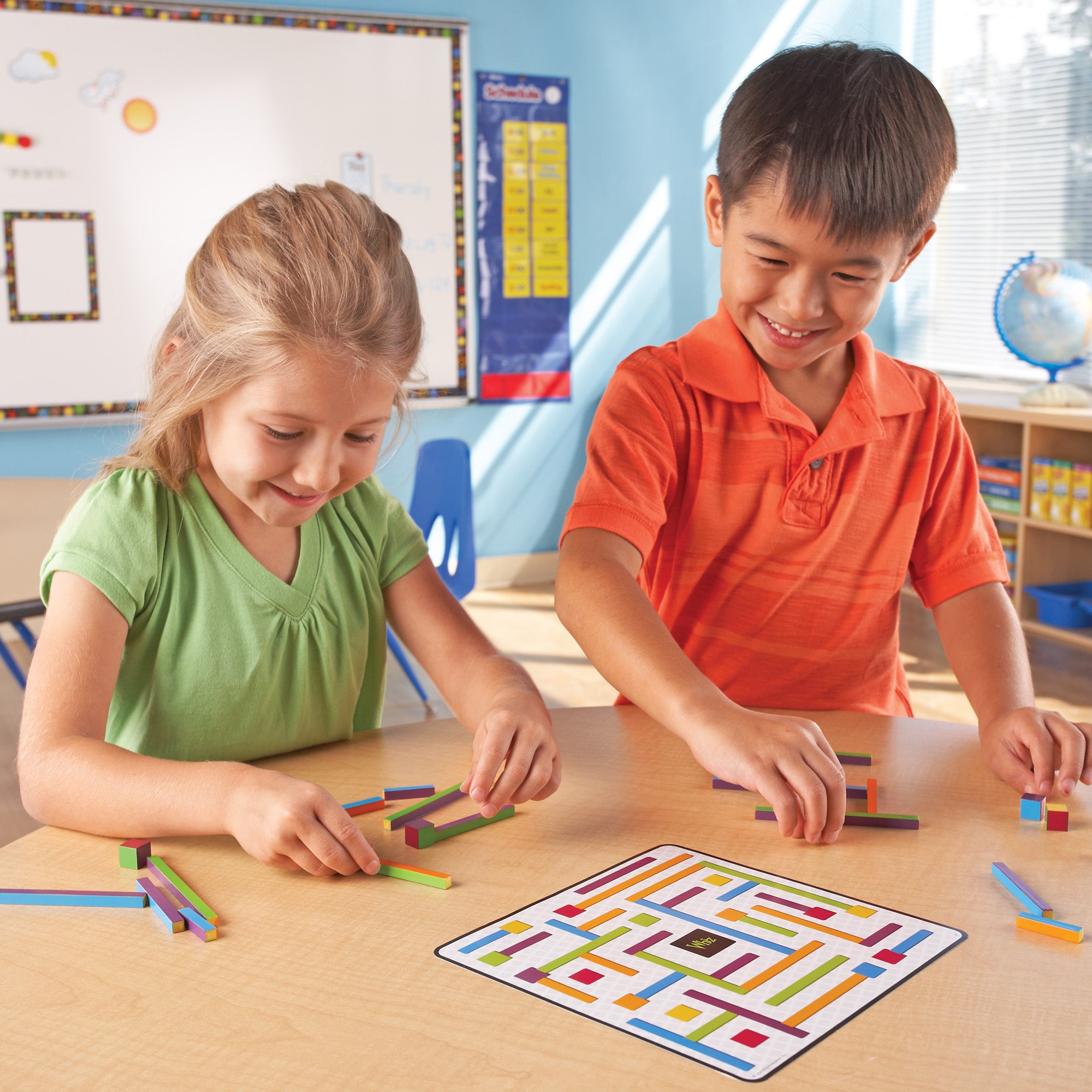 Learning Resources iTrax Critical Thinking Game, Fast-Paced Strategy and Problem-Solving Game for Kids, Includes 3 Levels of Play, 44 Pieces, and 25 Challenge Cards, Ages 6+