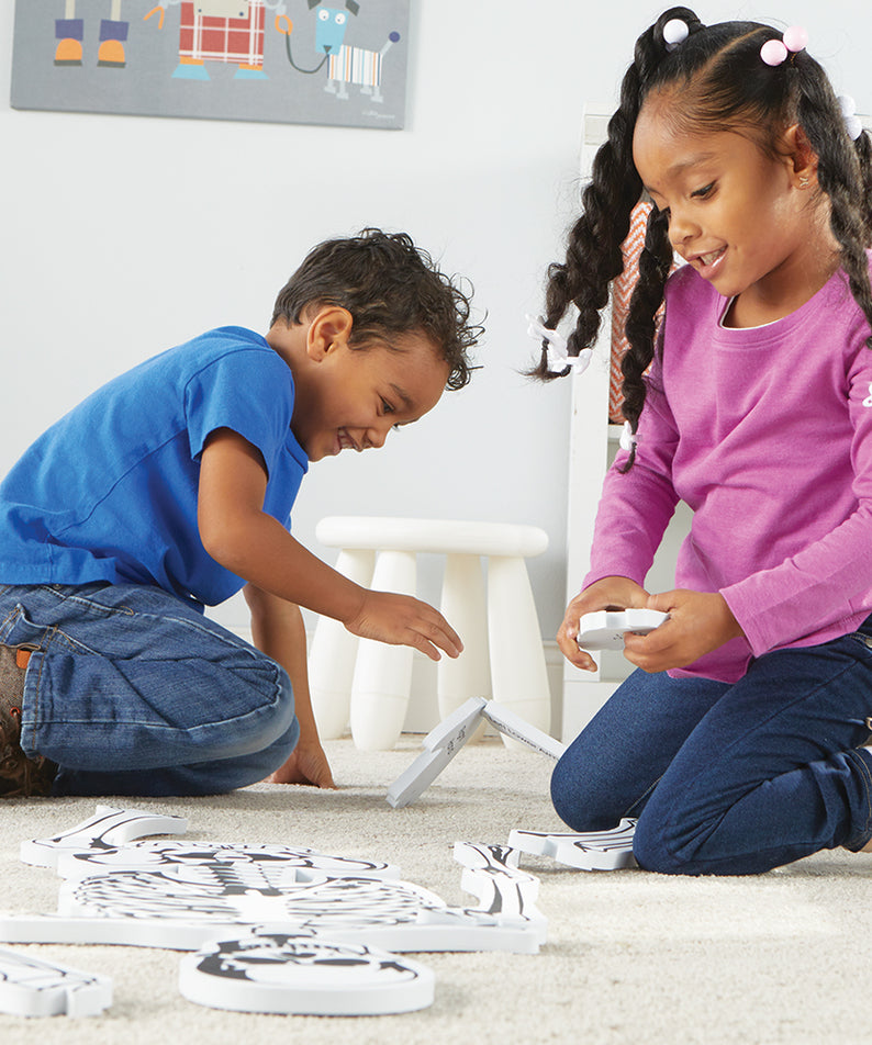 Learning Resources Skeleton Foam Floor Puzzle, 122cm Tall Human Body Learning Toy for Kids, 15 Soft Foam Pieces with Bone Names on Reverse, Educational Anatomy Puzzle for Early Learners