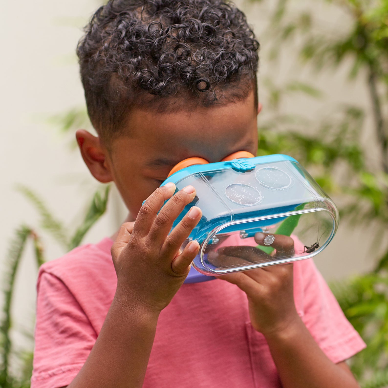 Learning Resources GeoSafari Jr. Bugnoculars, Kids Exploration Tool with 3x and 2x Magnification, Safe Bug & Specimen Viewer, Ages 3+