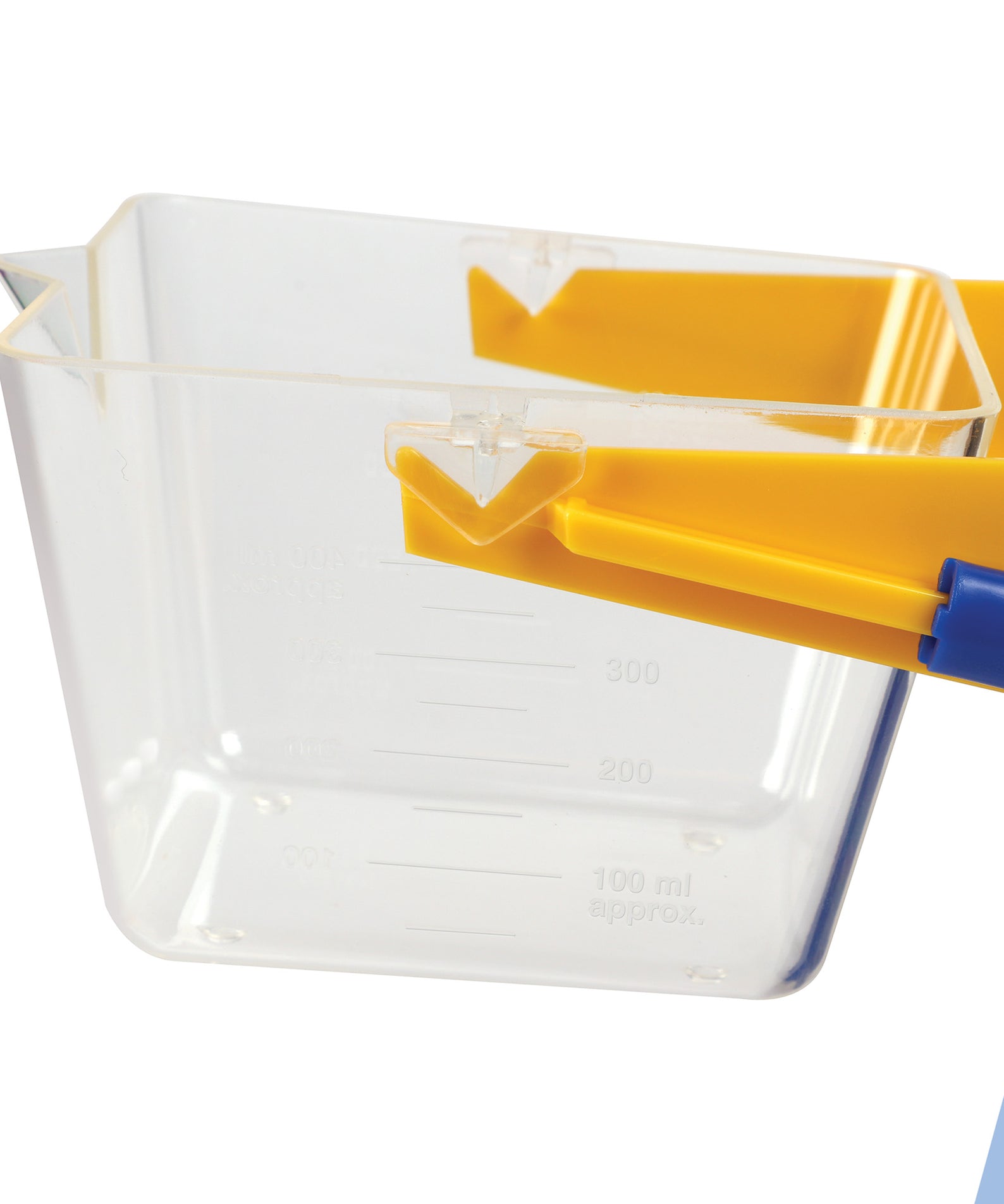 Learning Resources Primary Bucket Balance with Compare Bear Counters, Hands-On Math Learning Tool for Weighing, Measuring and Comparing, Includes 102 Counters and Activity Guide, Ages 3+