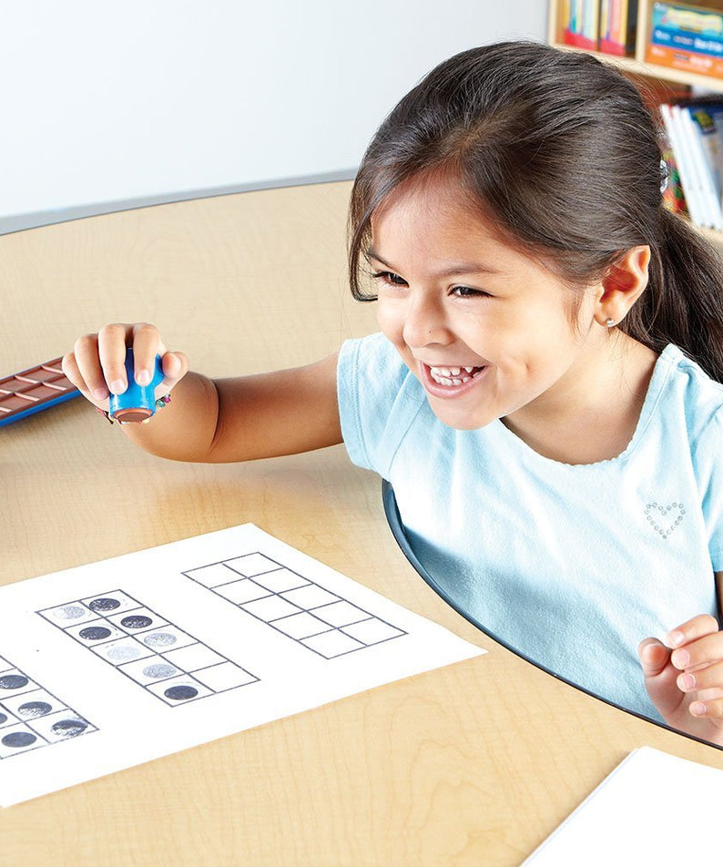 Learning Resources Ten Frame Stamp, Hands-On Early Arithmetic Tool for Counting, Number Patterns, and Basic Maths Skills, Includes 4 Write & Wipe Boards and 100 Magnetic Disks