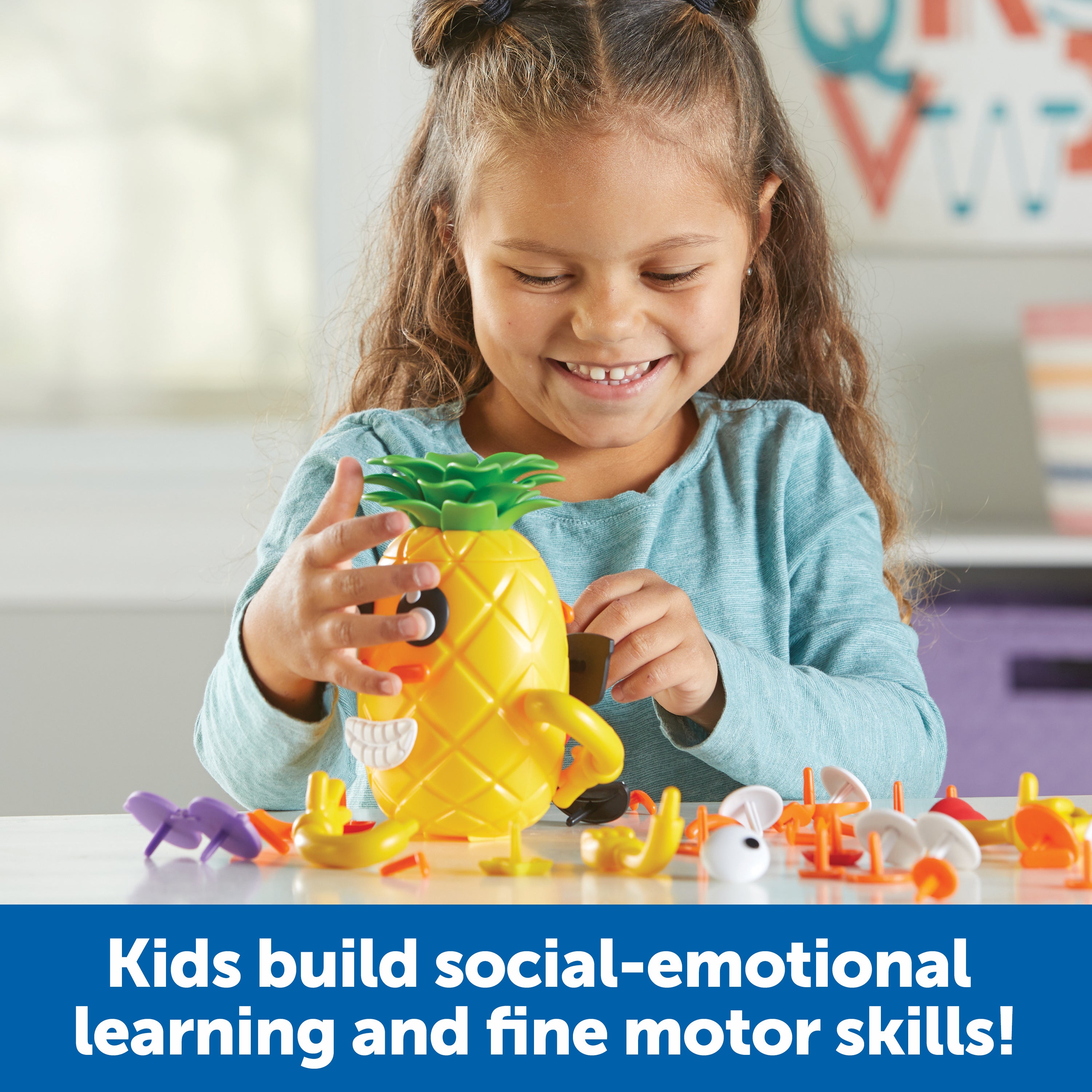 Learning Resources Big Feelings Pineapple Deluxe Set, Social Emotional Learning Toy for Kids, 50-Piece SEL Activity Set with Double-Sided Pineapple, Face Pieces & Mirror, Ages 3+
