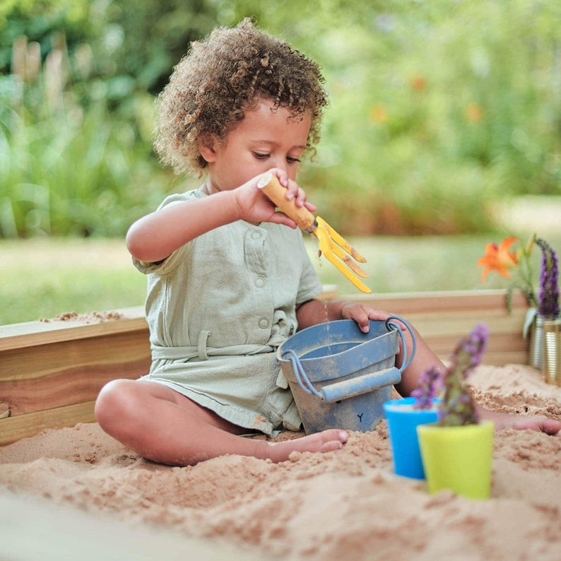 Plum Treasure Beach Wooden Sandpit with Cover, Outdoor Playground Sandbox Toy with Built-in Bench, Encourages Imaginative & Active Play for Kids, Suitable for Boys and Girls Aged 3 years and Above